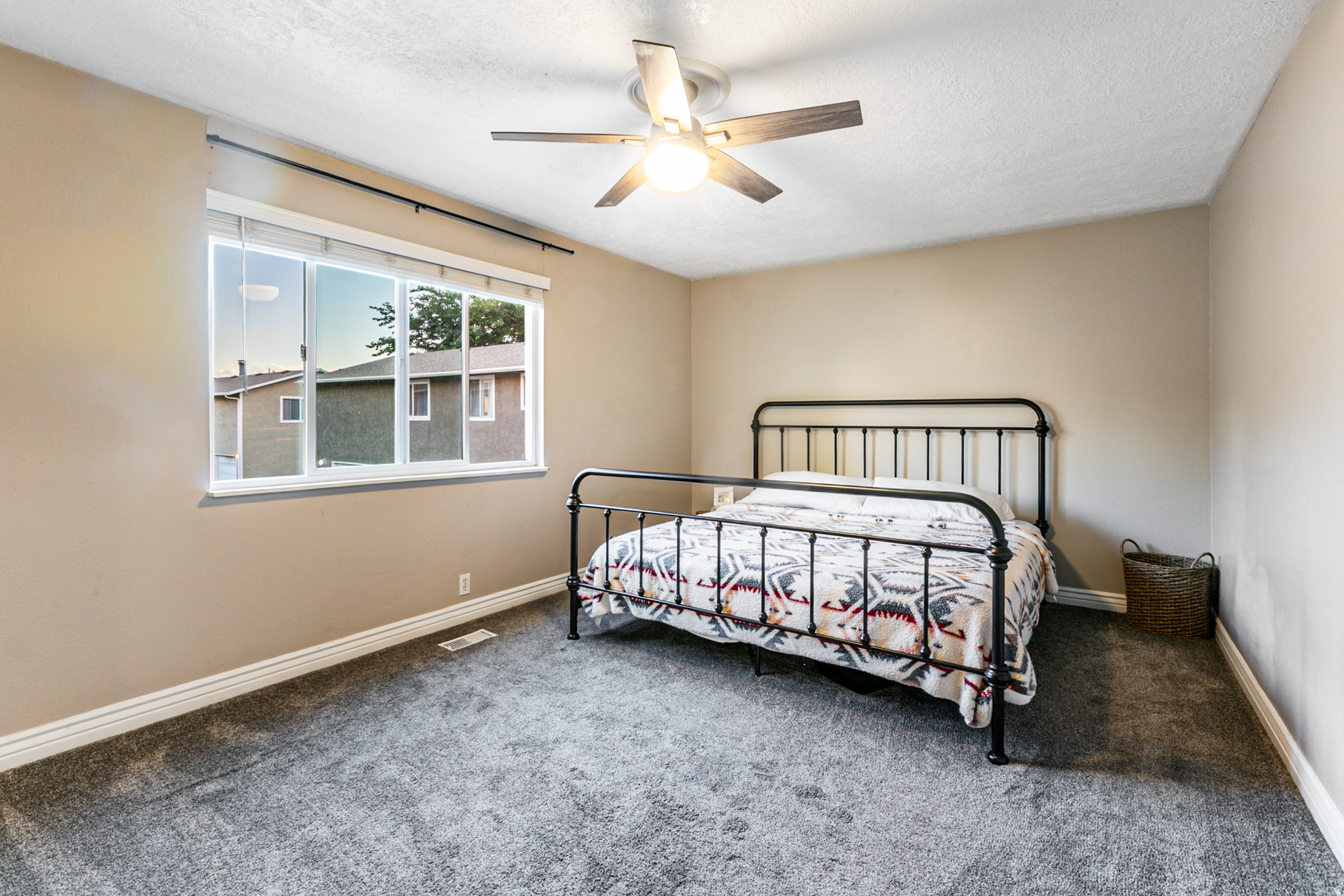 CLOVER HOLLOW CONDM PROJECTS - Residential