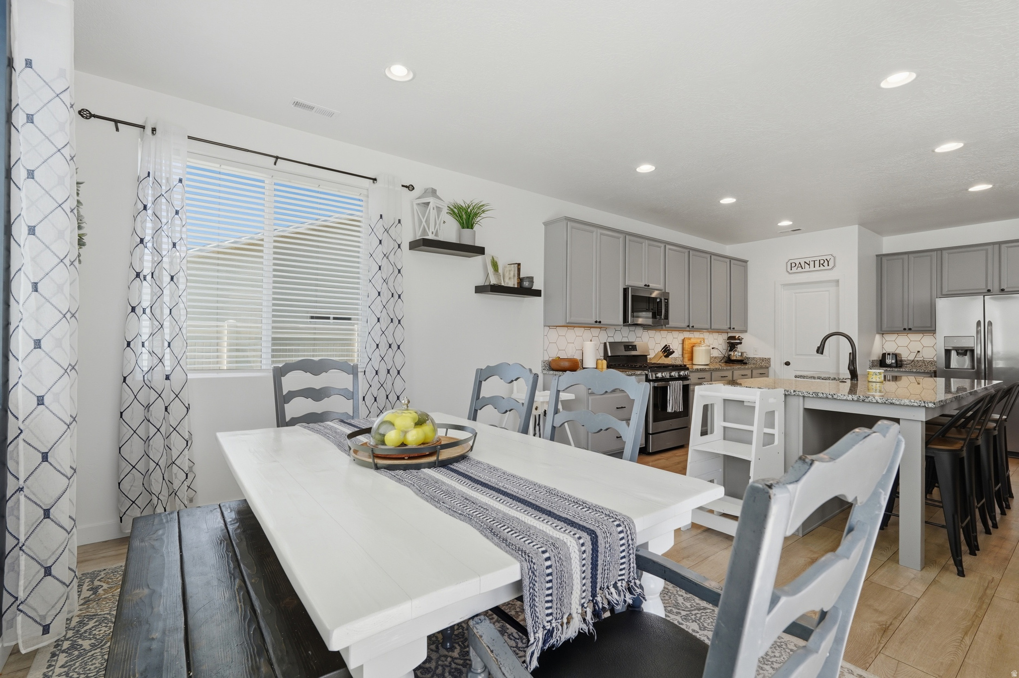 CRESTWOOD ESTATES - Residential