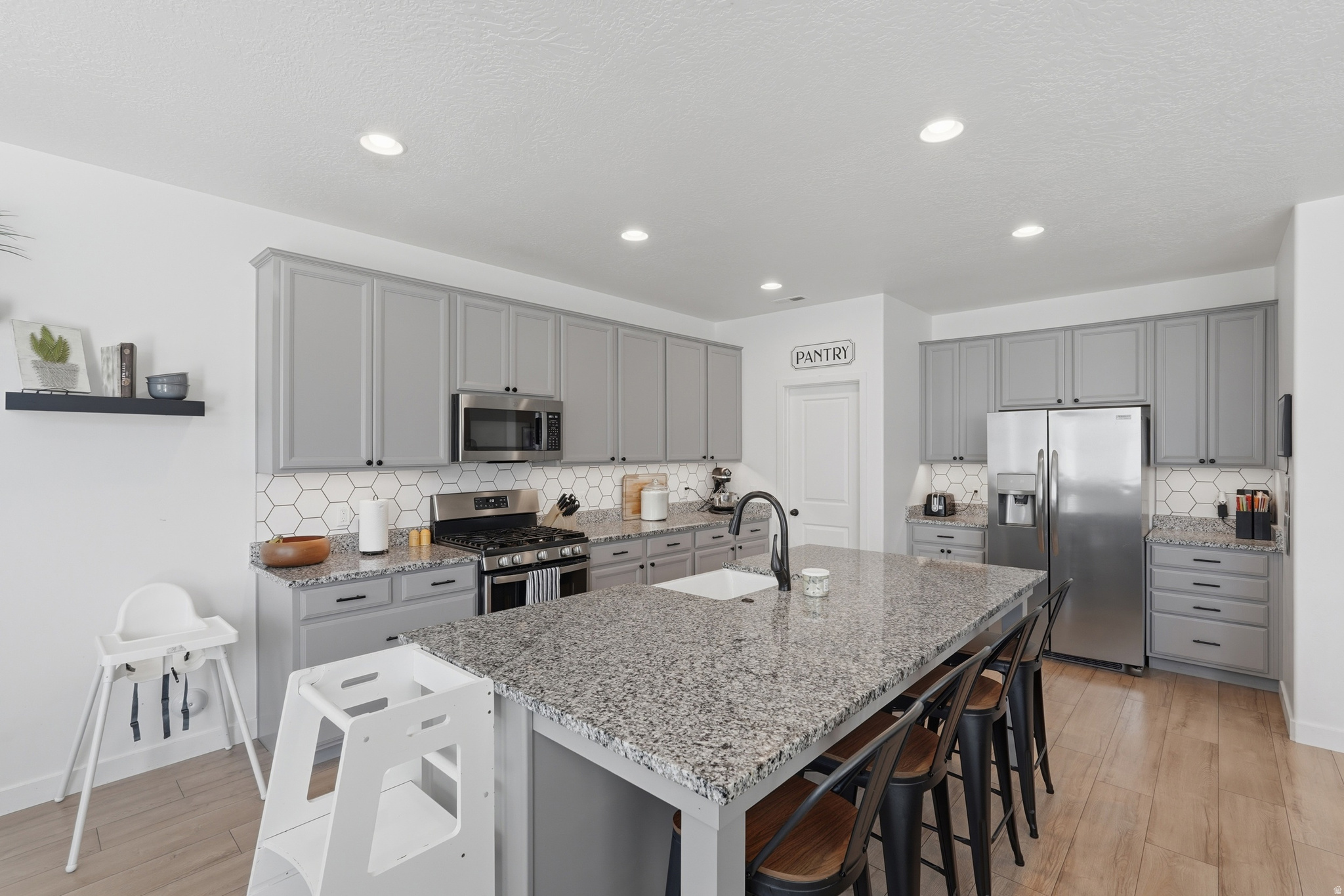 CRESTWOOD ESTATES - Residential