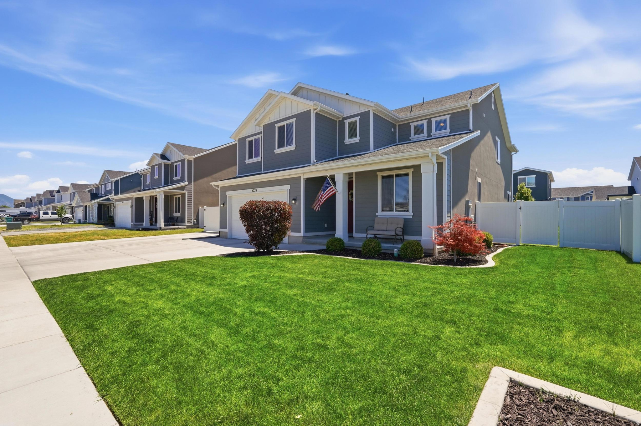 CRESTWOOD ESTATES - Residential