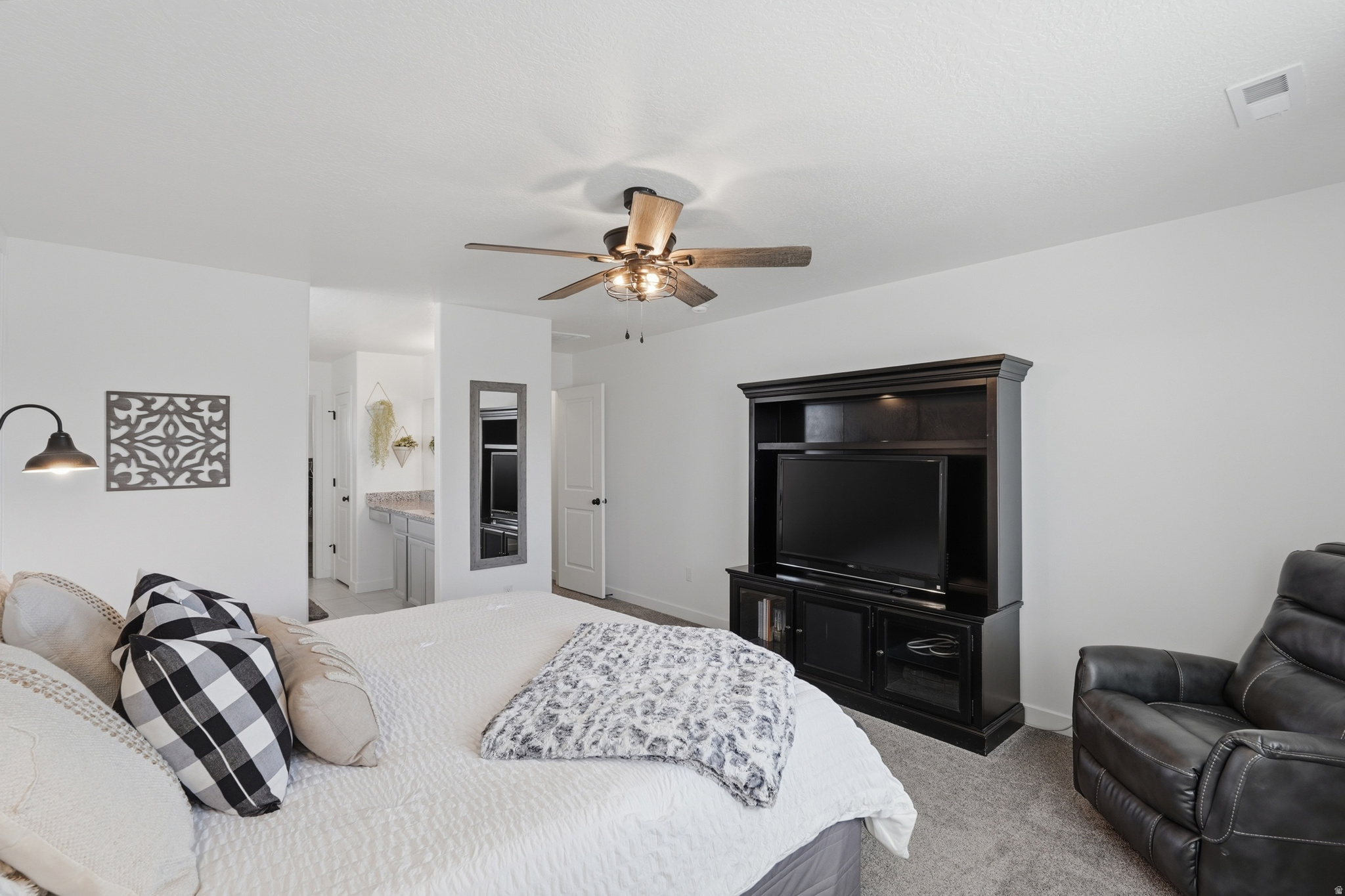 CRESTWOOD ESTATES - Residential