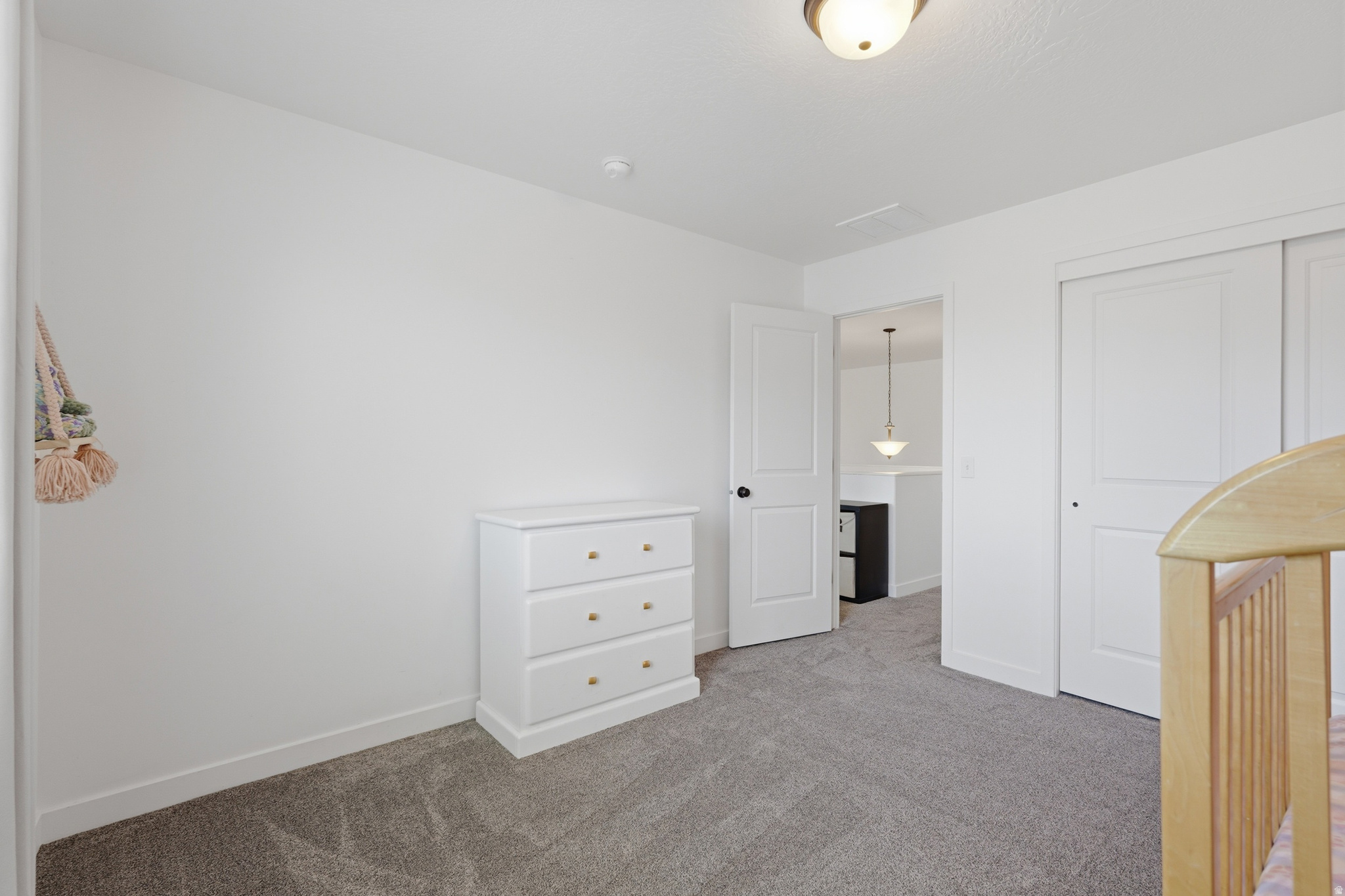 CRESTWOOD ESTATES - Residential