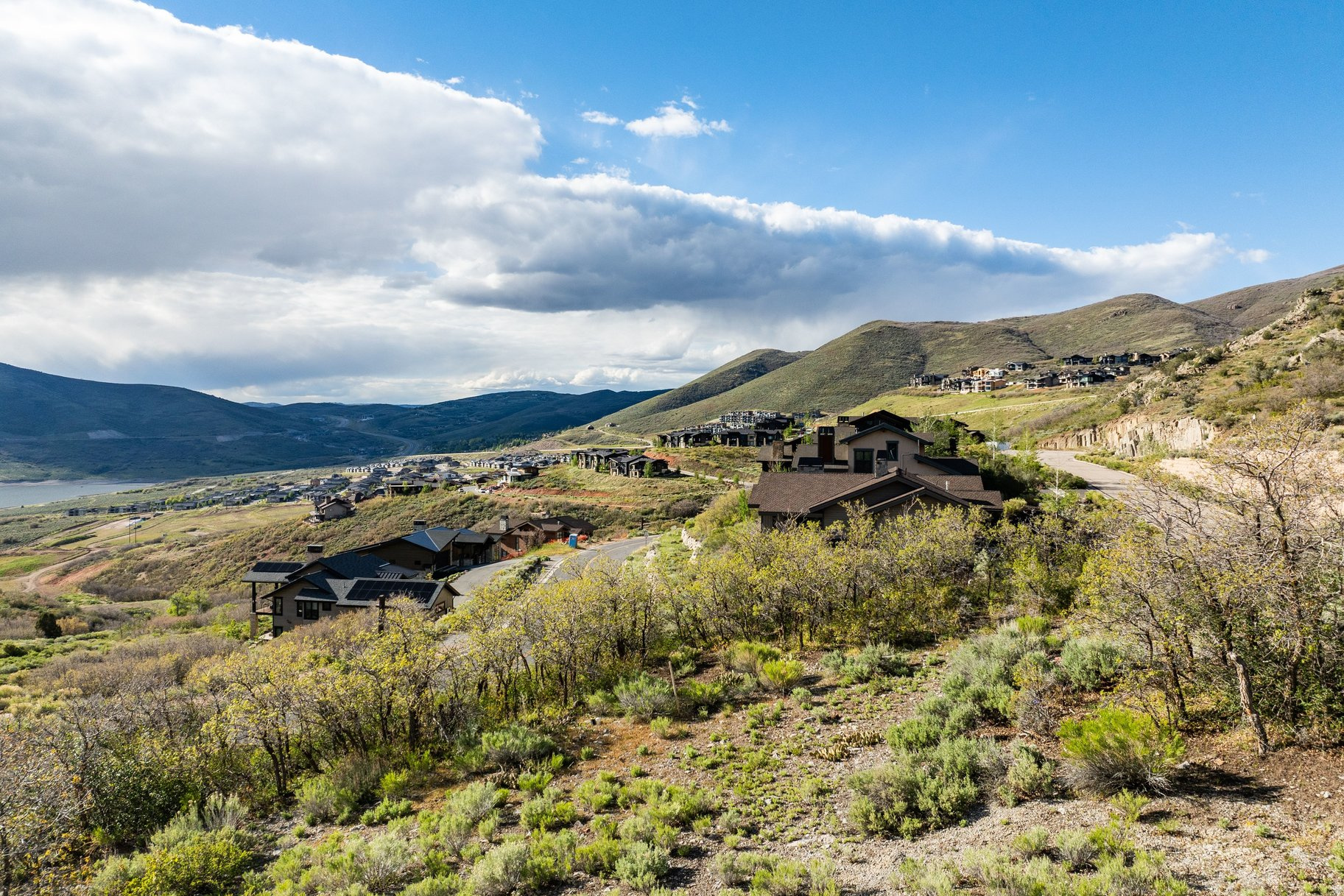 OVERLOOK VILLAGE - Land