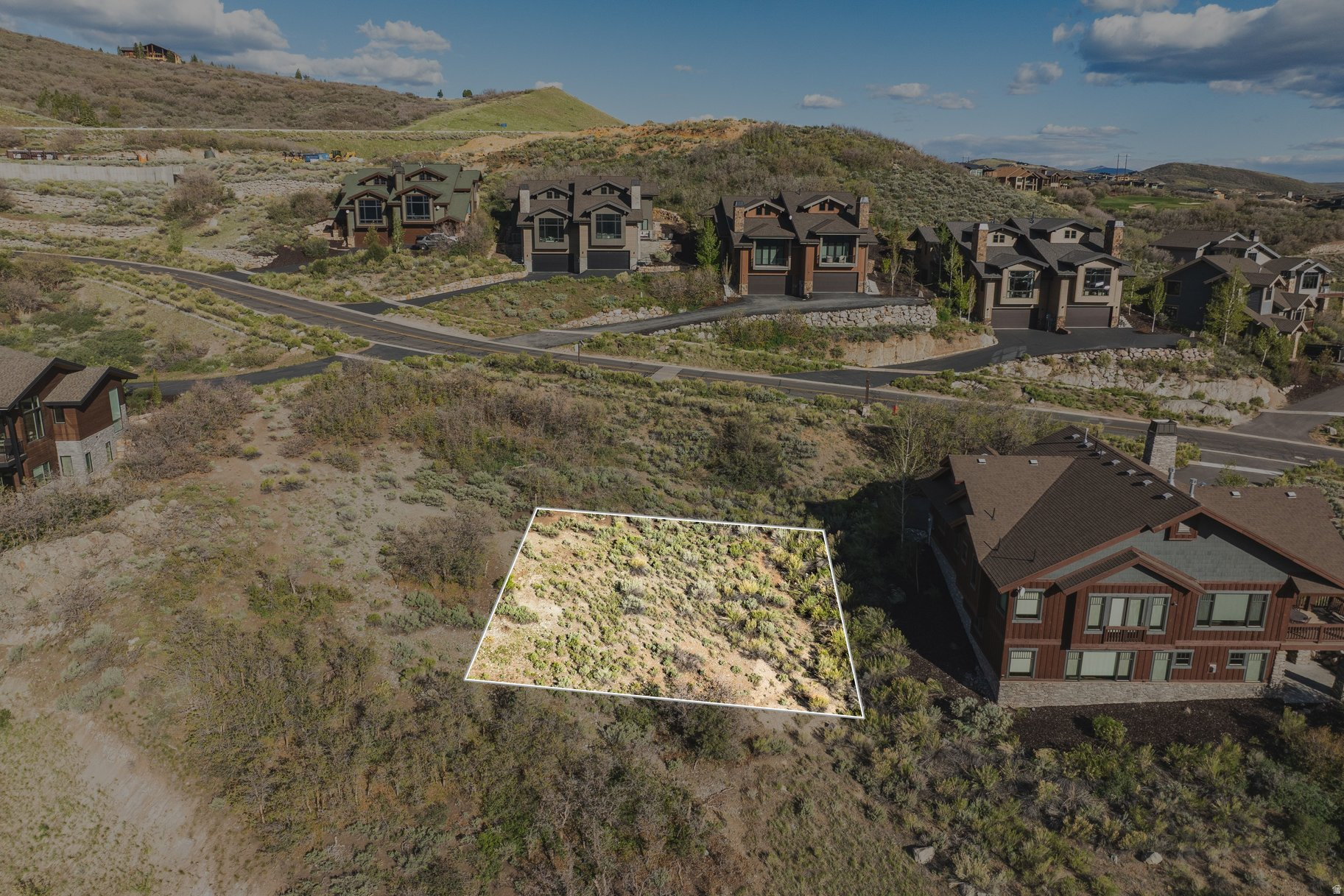 OVERLOOK VILLAGE - Land