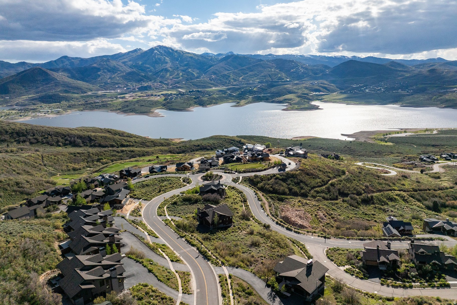 OVERLOOK VILLAGE - Land
