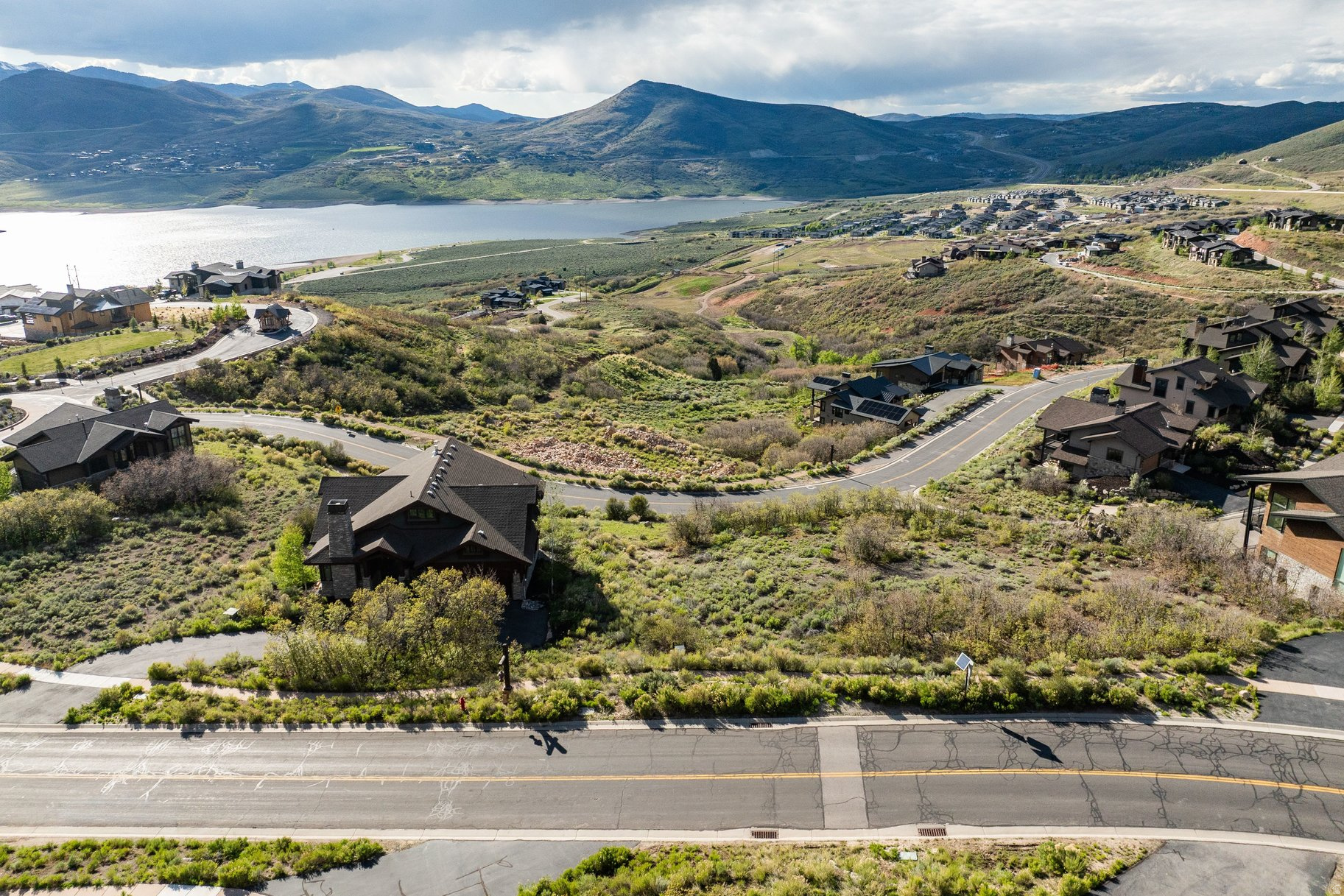 OVERLOOK VILLAGE - Land