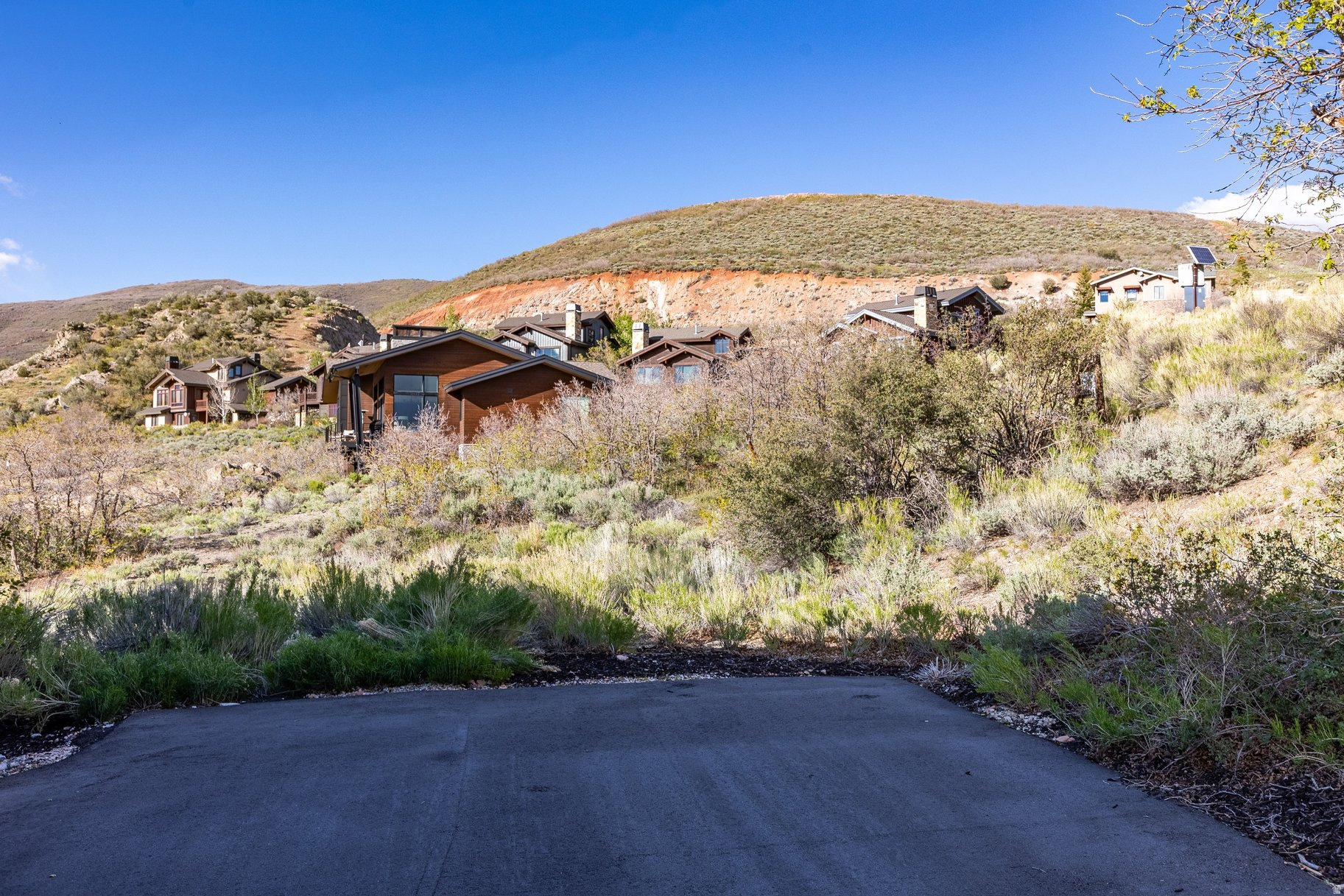 OVERLOOK VILLAGE - Land