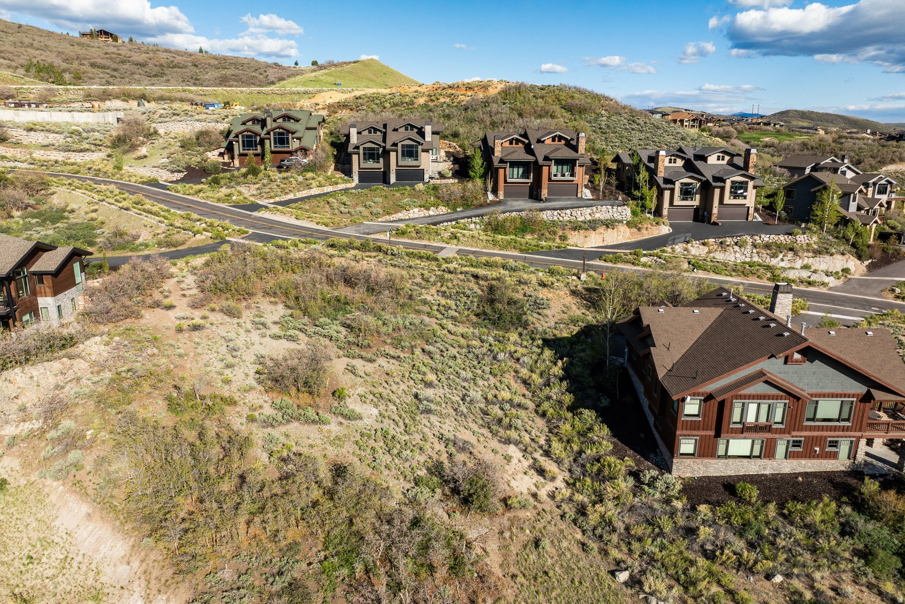OVERLOOK VILLAGE - Land