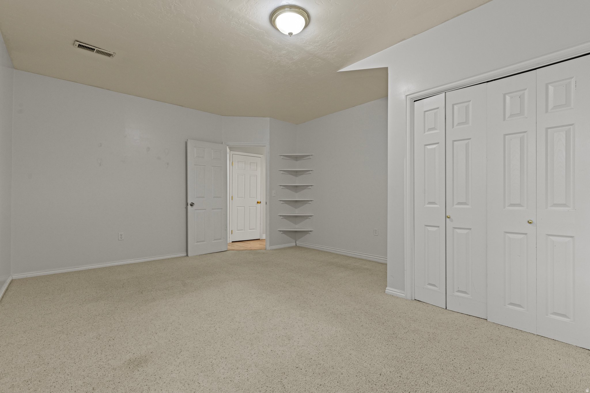 ROLLING OAKS - Residential