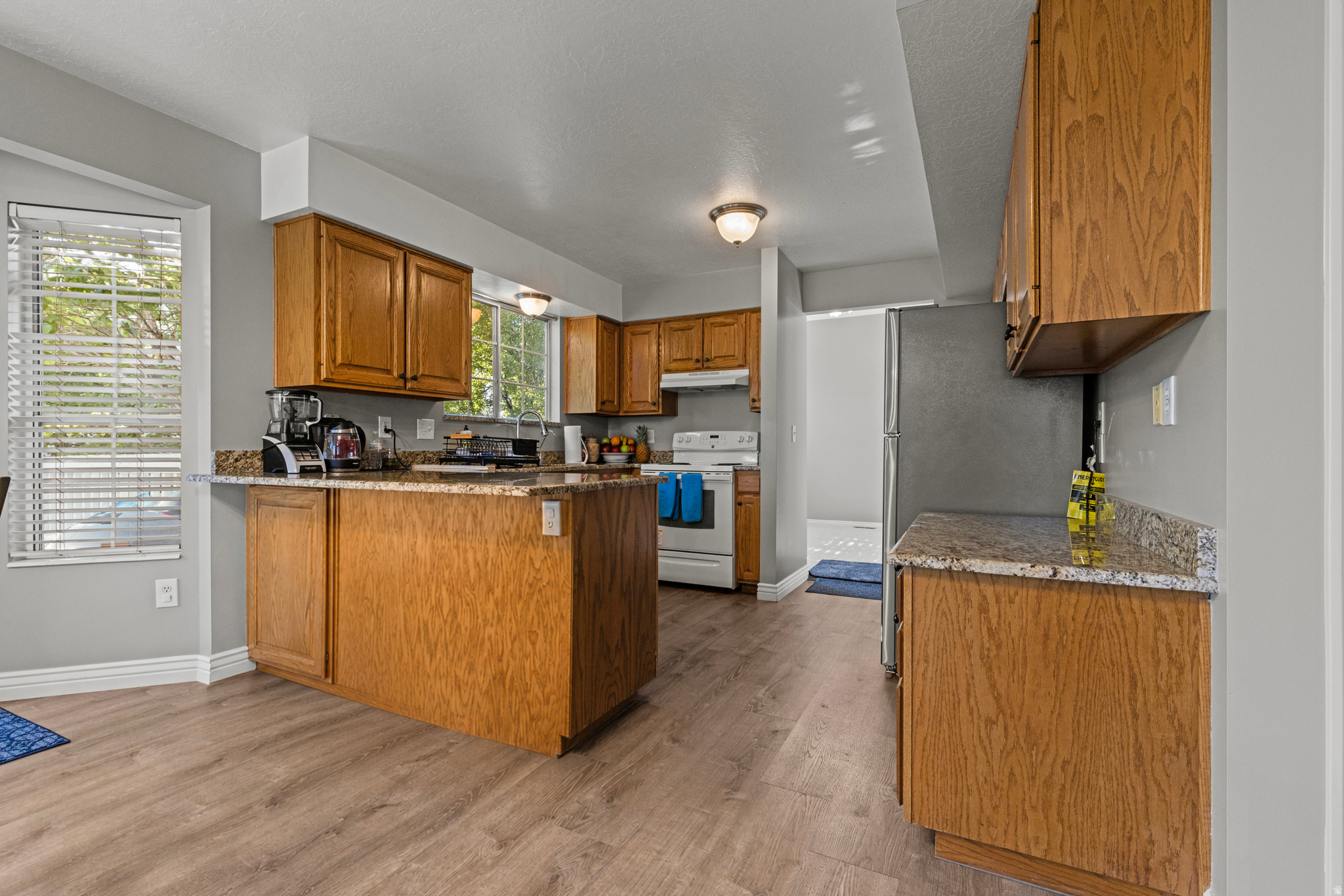 ROLLING OAKS - Residential