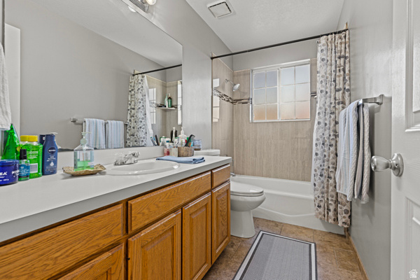 ROLLING OAKS - Residential