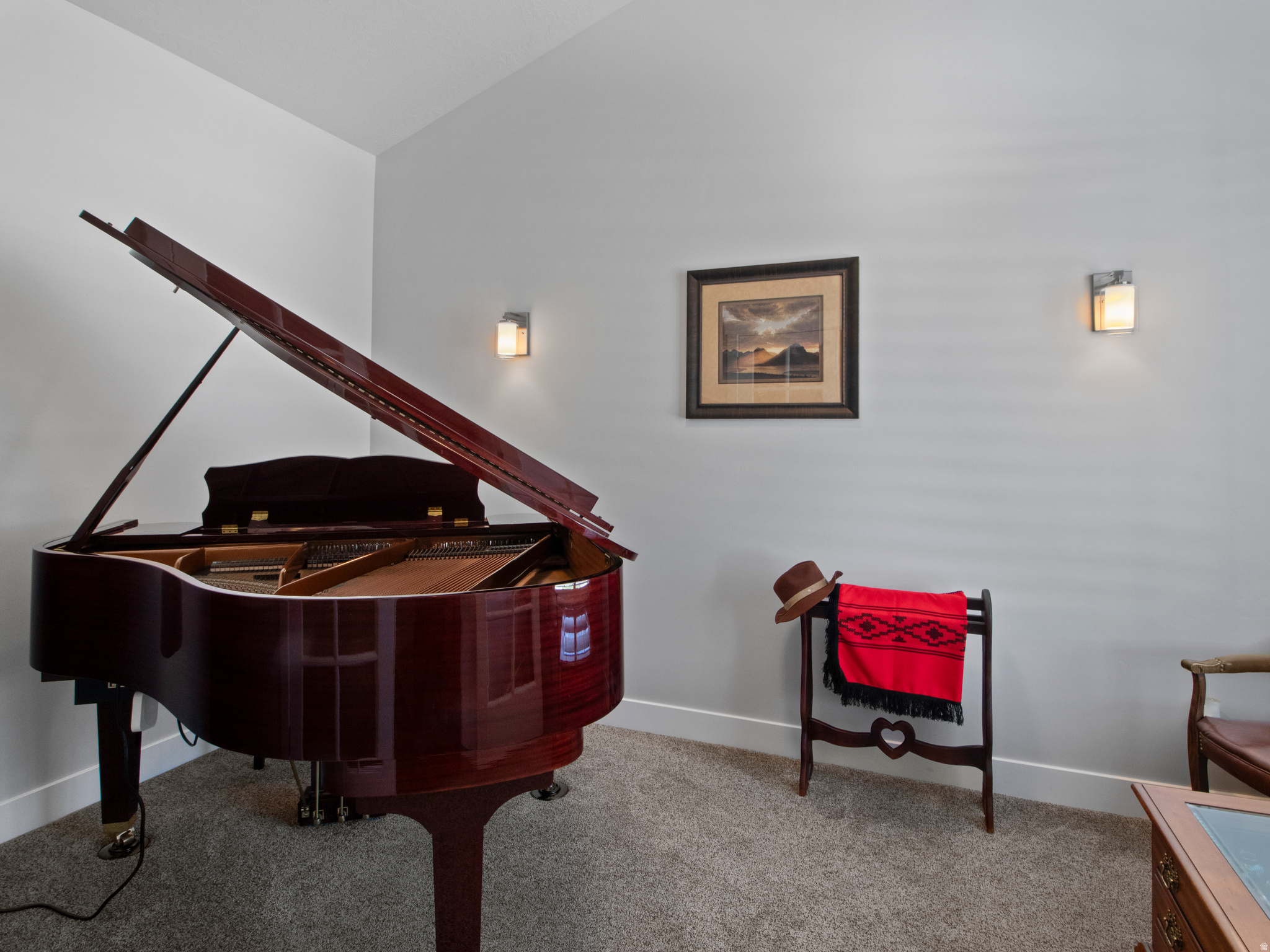 HOMESTEAD - Residential