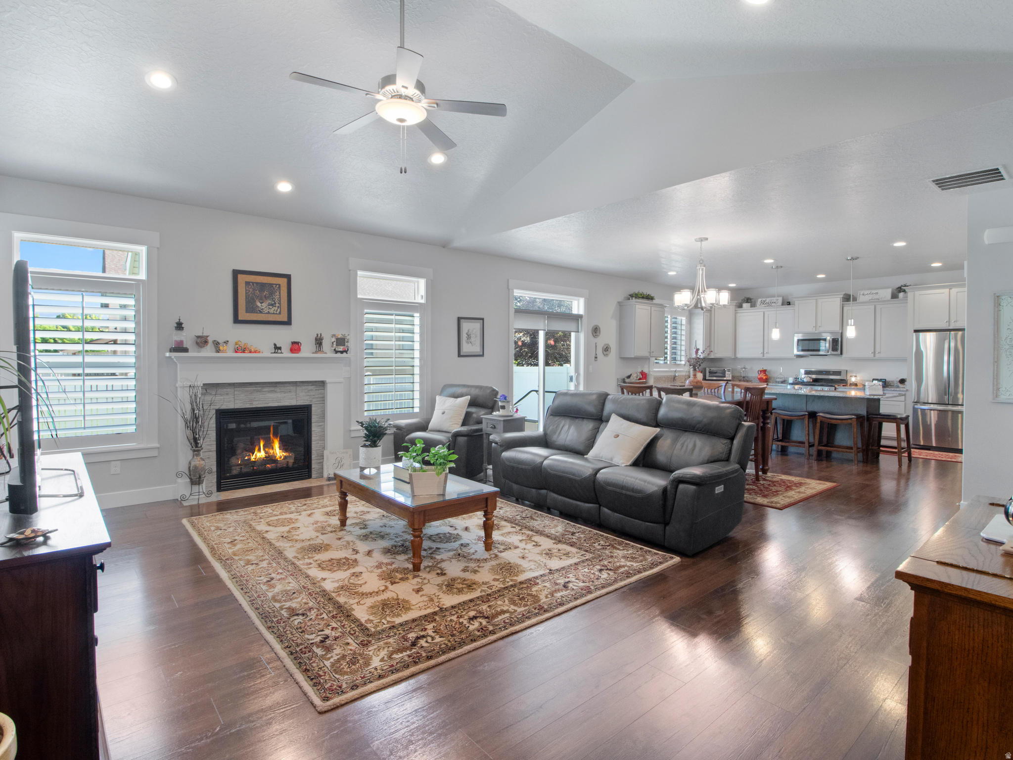 HOMESTEAD - Residential