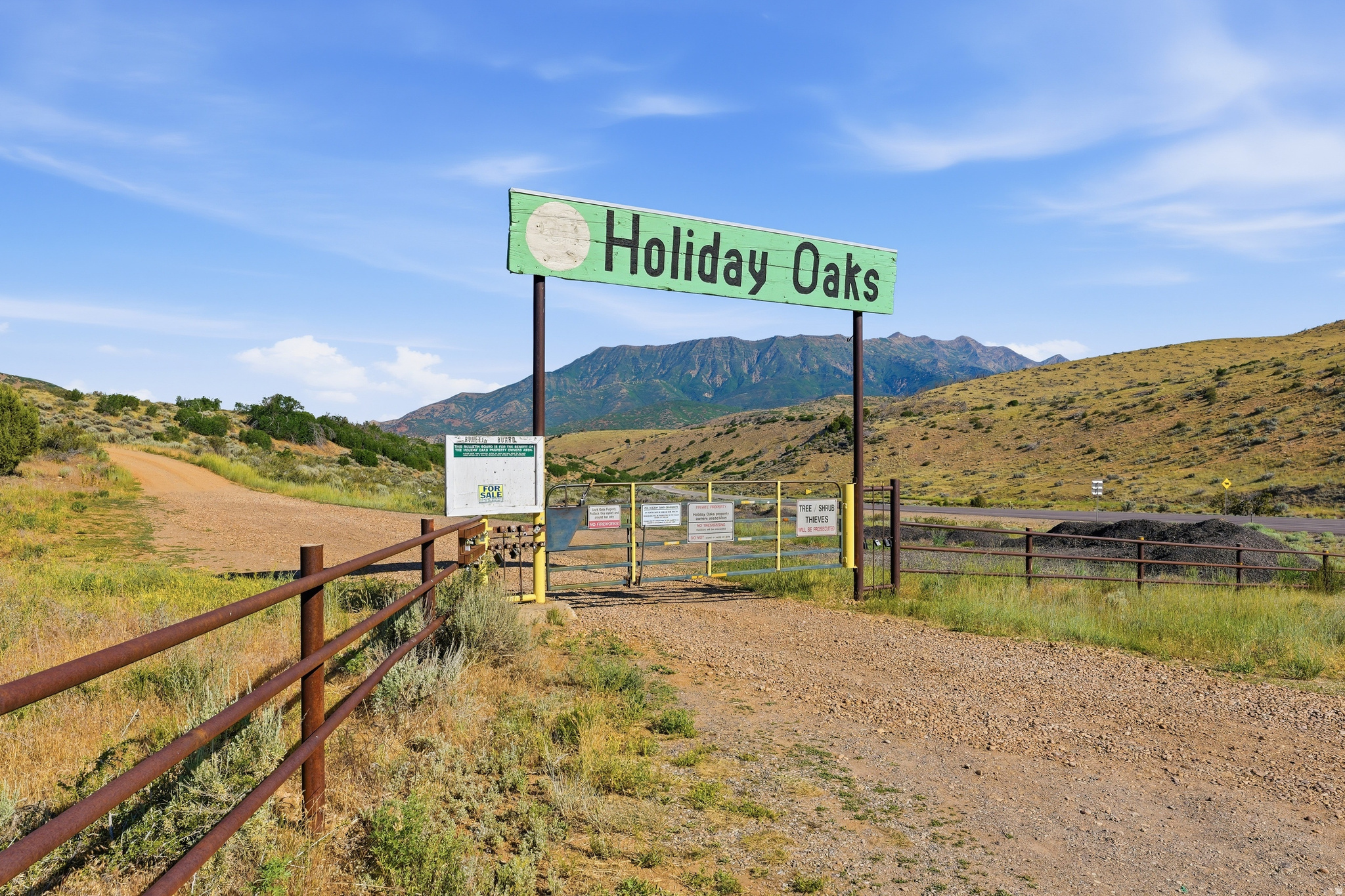 HOLIDAY OAKS ESTATES - Land