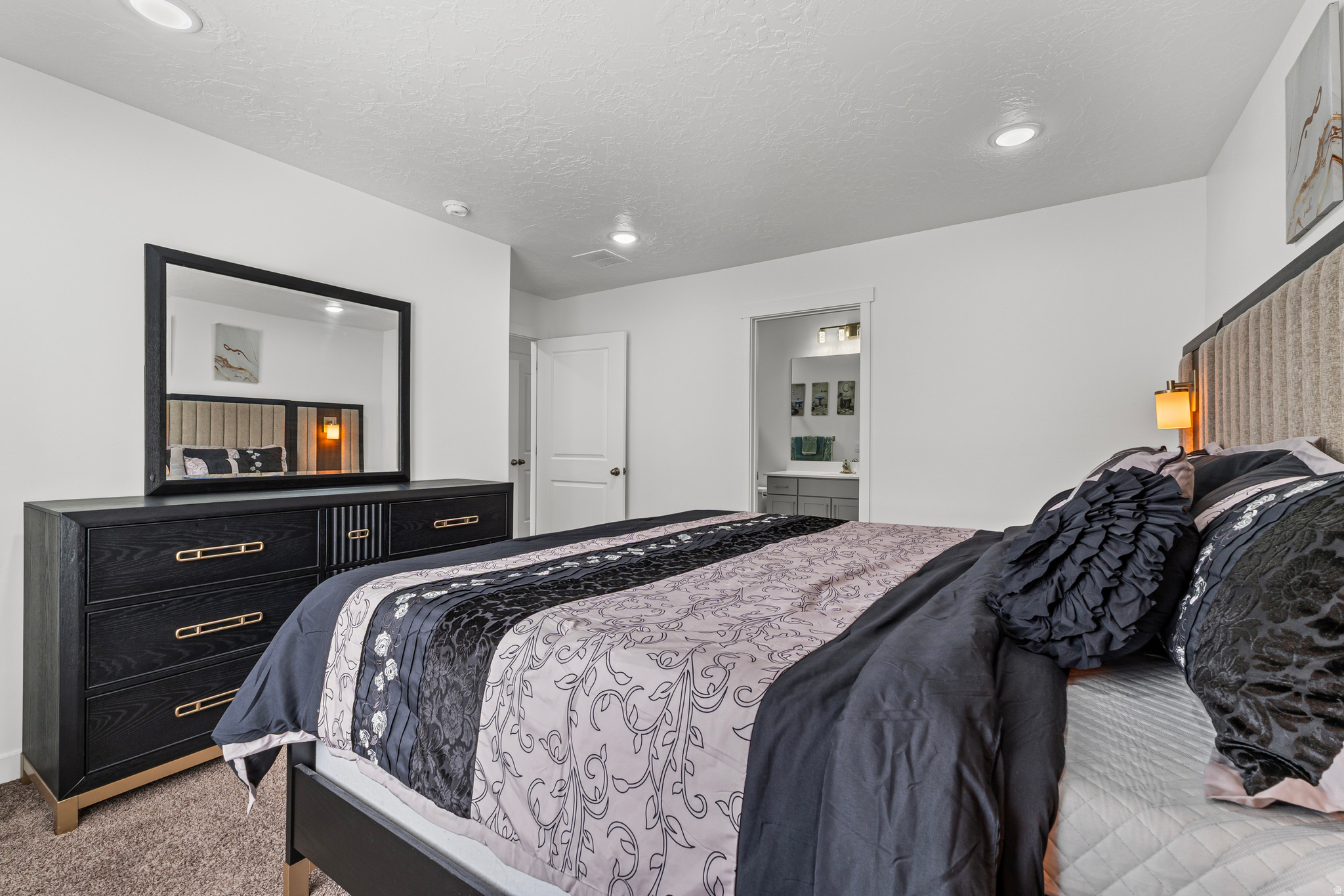 LITTLE VALLEY GATEWAY - Residential