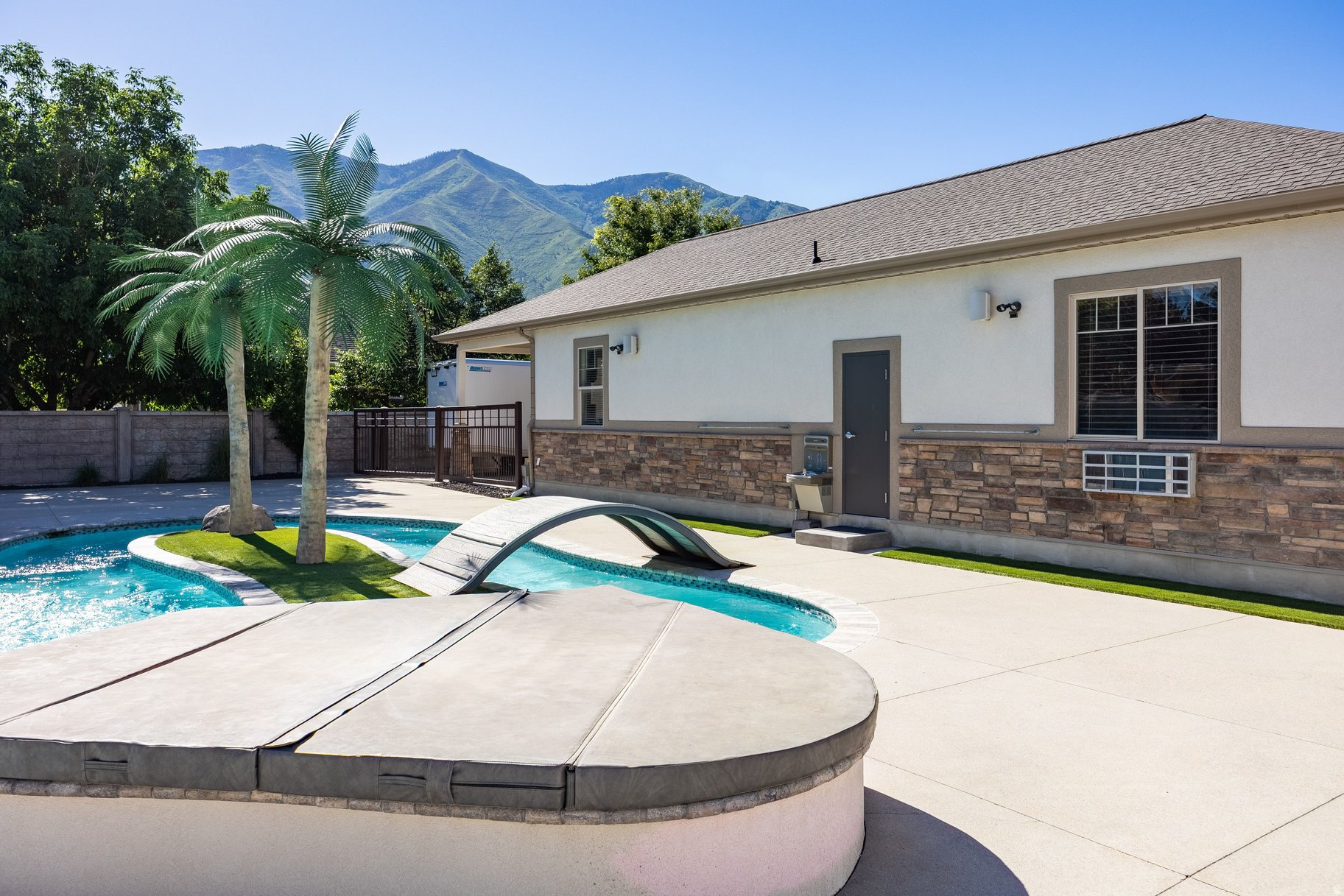 PARK MEADOWS ESTATES - Residential