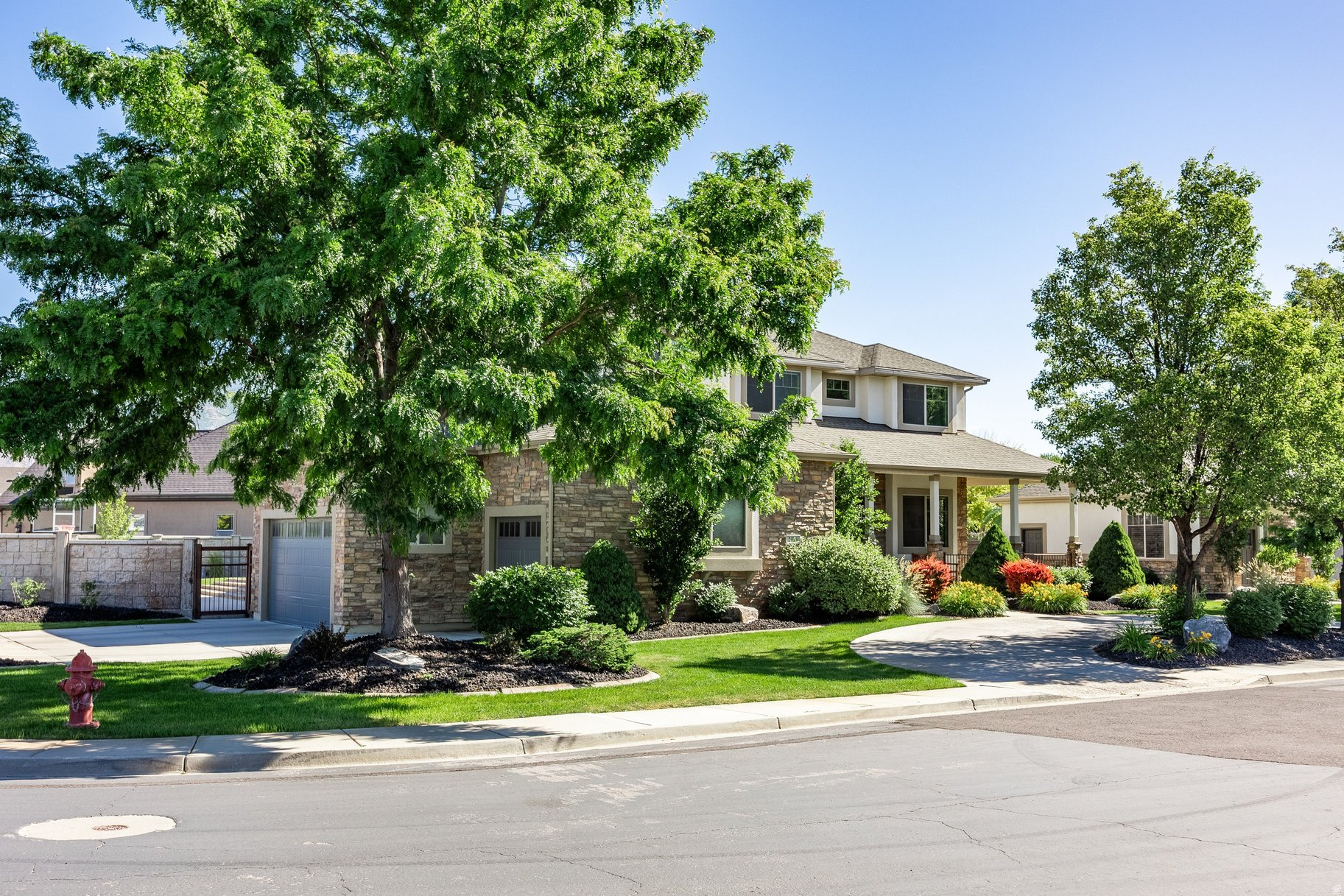 PARK MEADOWS ESTATES - Residential