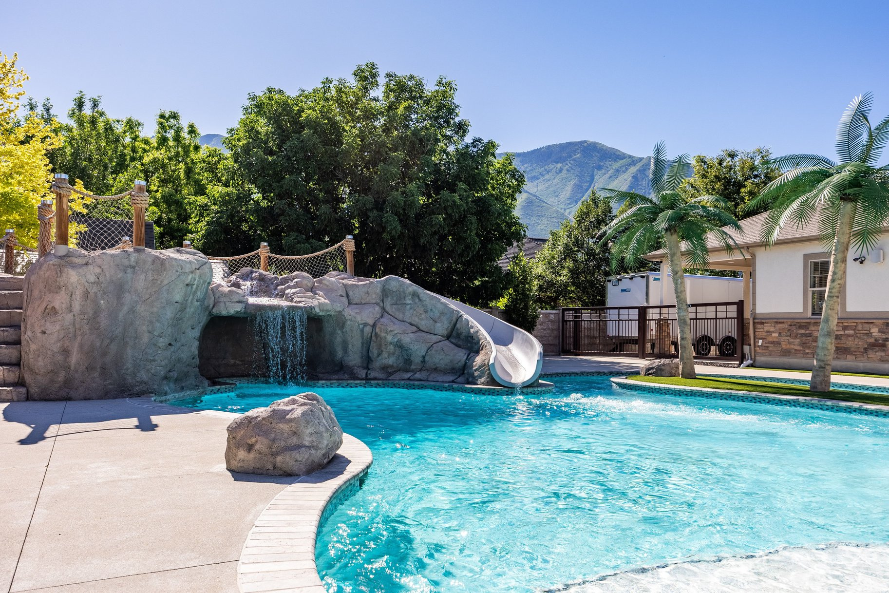 PARK MEADOWS ESTATES - Residential