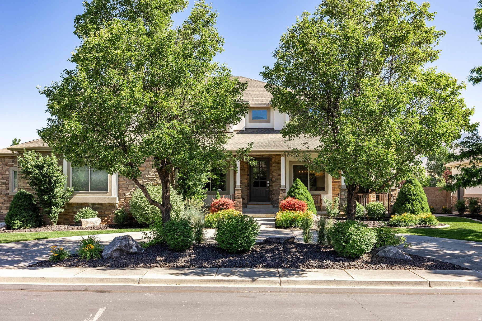 PARK MEADOWS ESTATES - Residential
