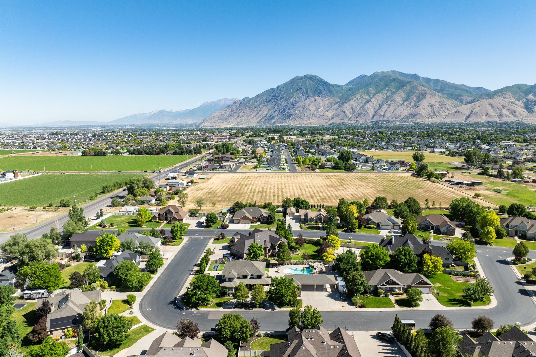 PARK MEADOWS ESTATES - Residential