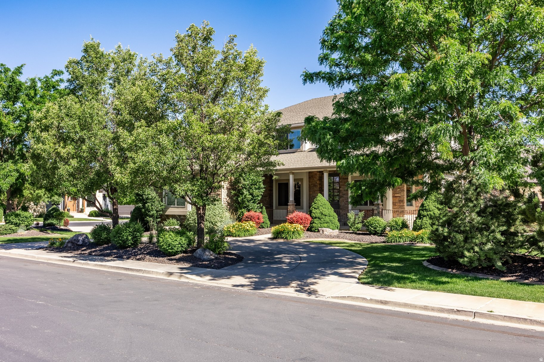 PARK MEADOWS ESTATES - Residential
