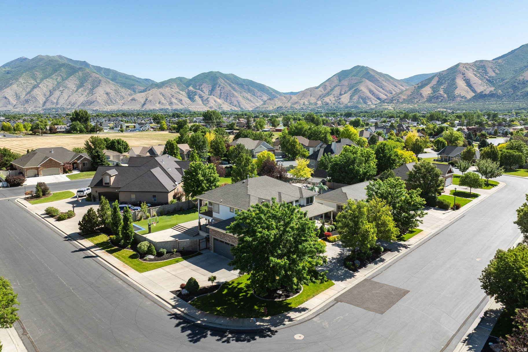 PARK MEADOWS ESTATES - Residential