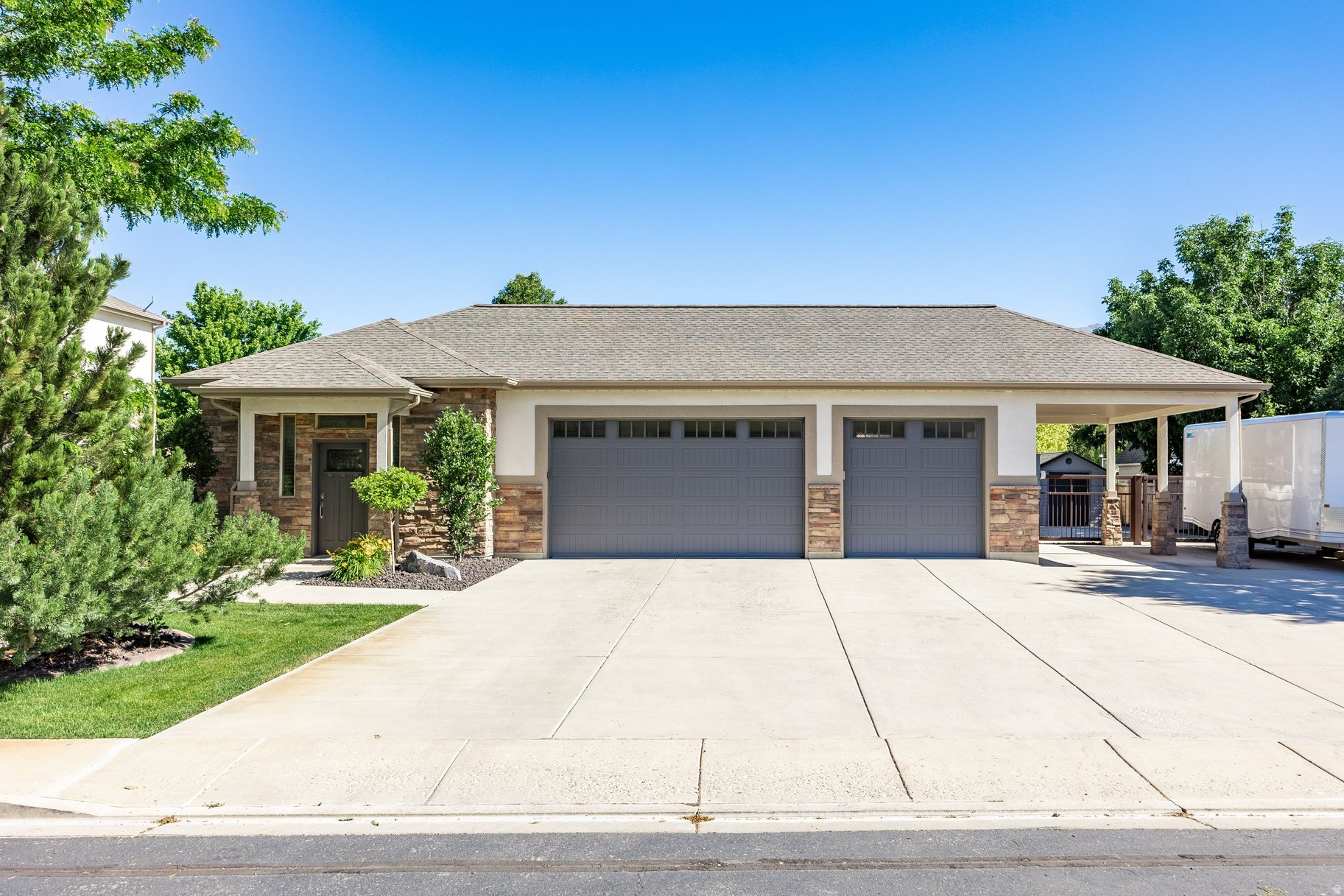 PARK MEADOWS ESTATES - Residential