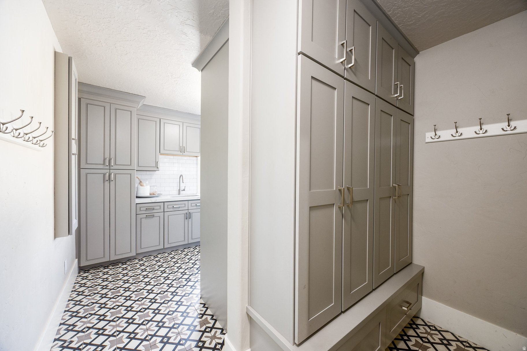 PARK MEADOWS ESTATES - Residential