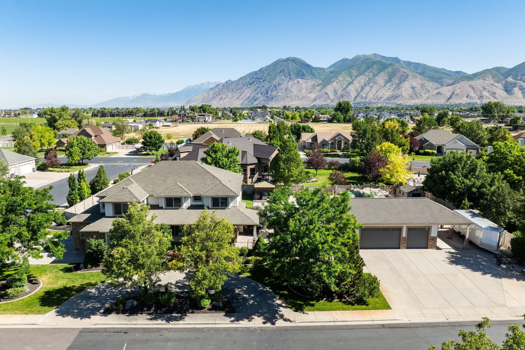 PARK MEADOWS ESTATES - Residential