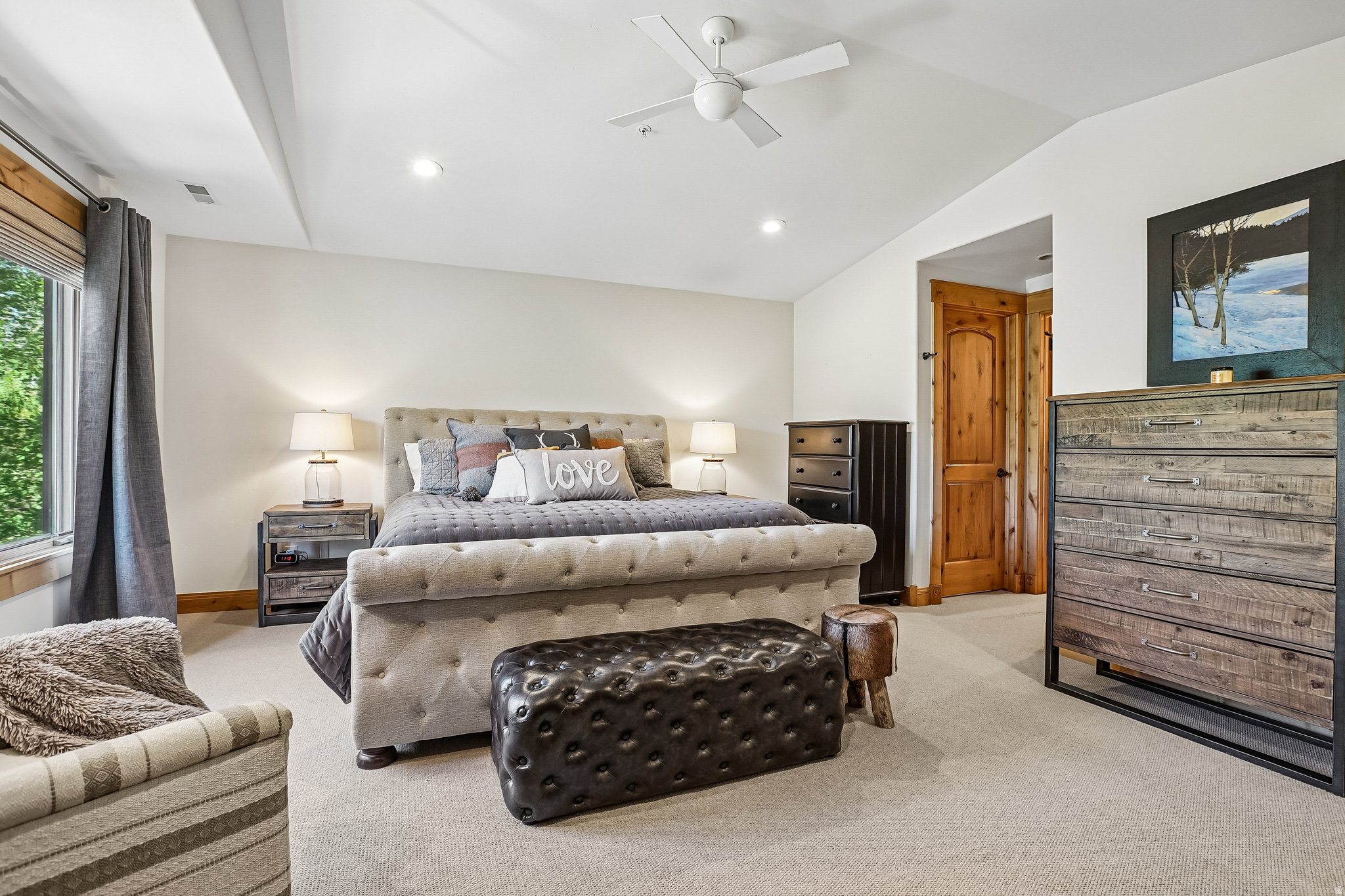APRIL MOUNTAIN CONDOMINIUM - Residential