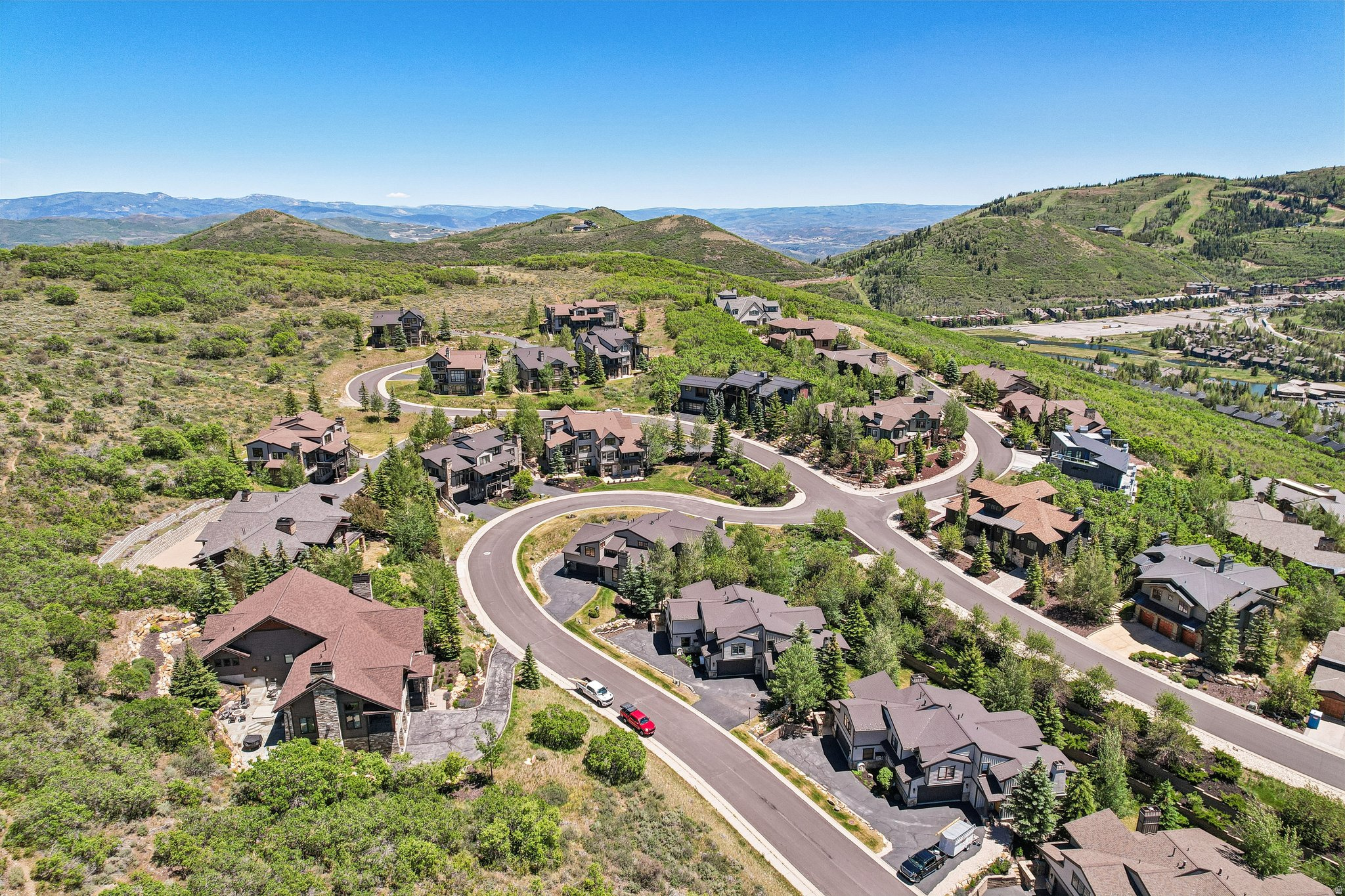 APRIL MOUNTAIN CONDOMINIUM - Residential