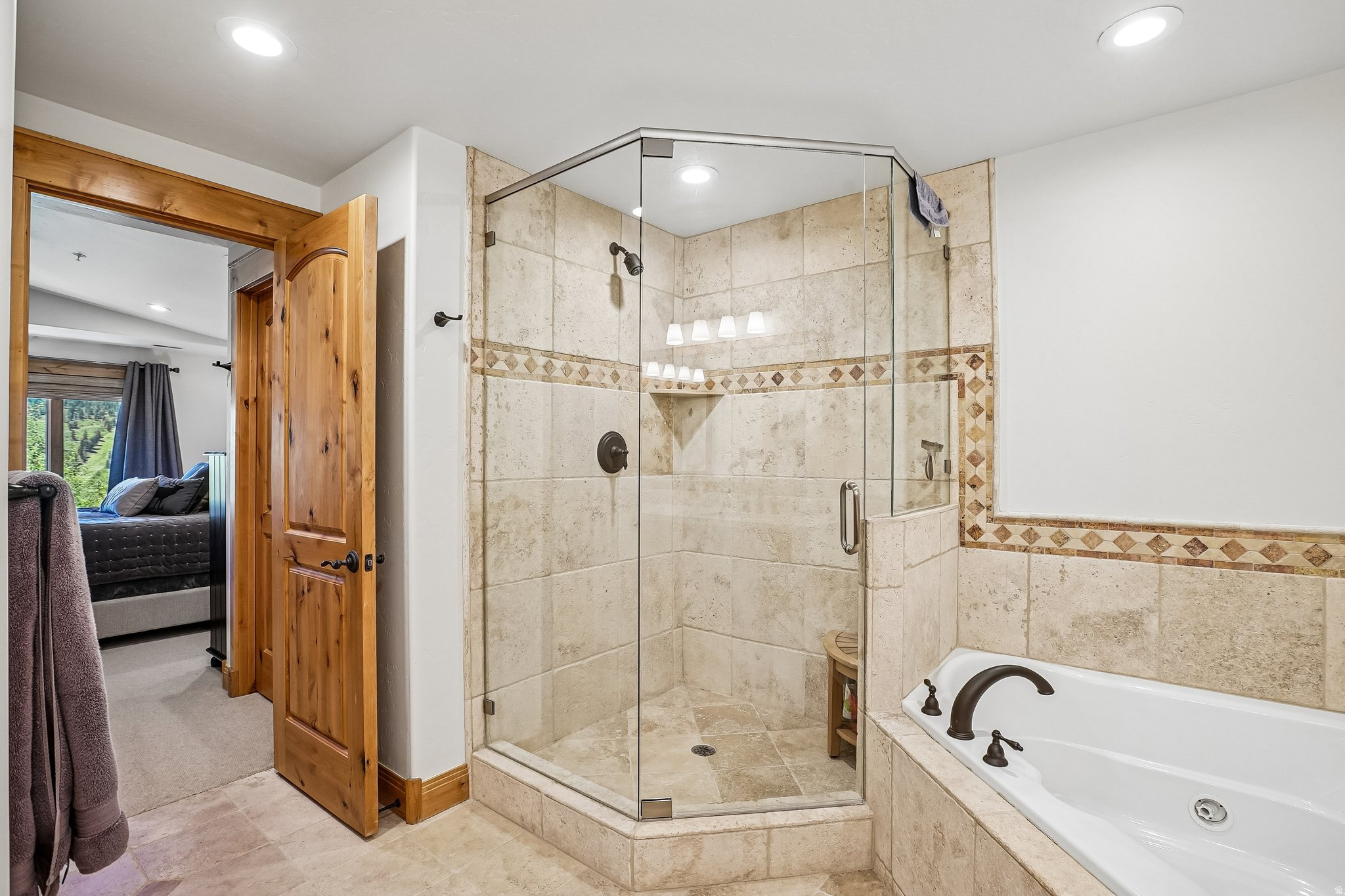 APRIL MOUNTAIN CONDOMINIUM - Residential