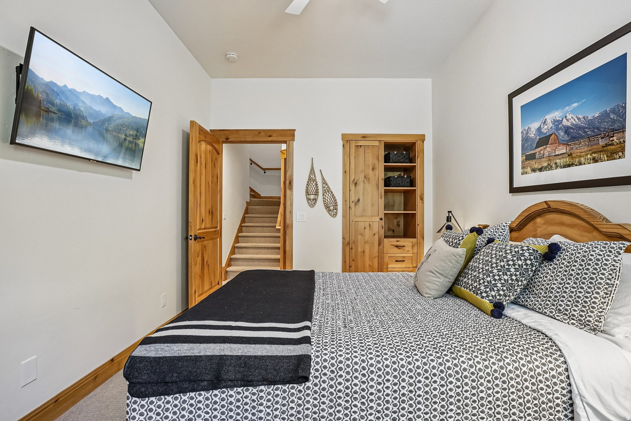 APRIL MOUNTAIN CONDOMINIUM - Residential