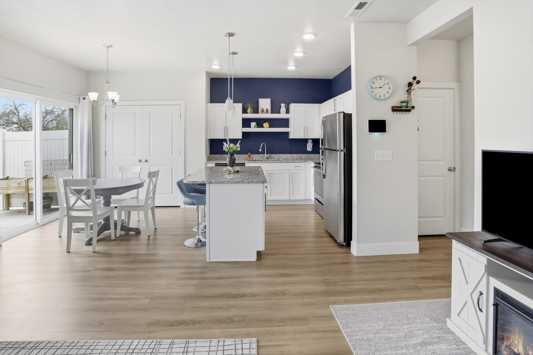 GLEN HOLLOW - Residential