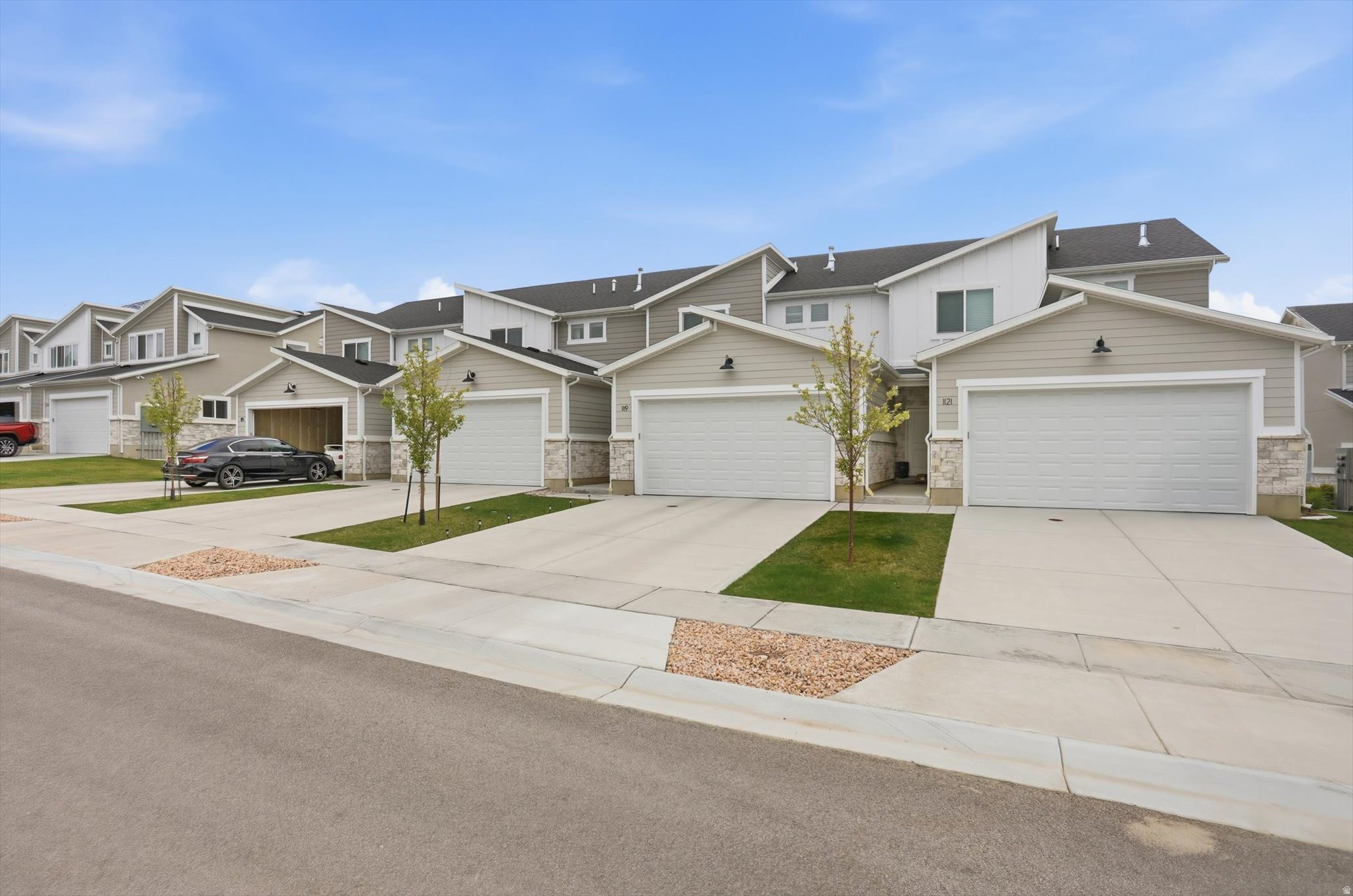 GLEN HOLLOW - Residential