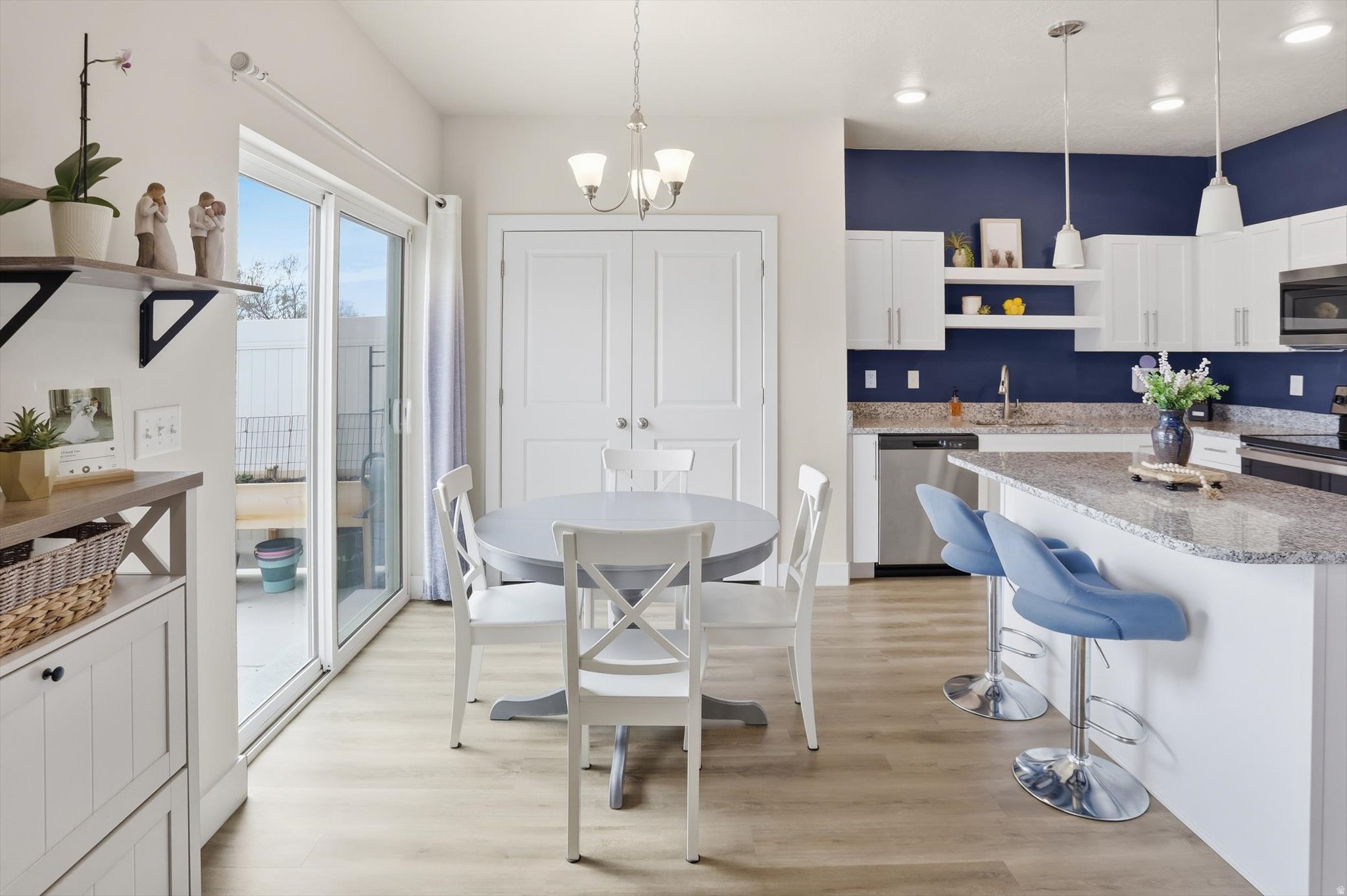 GLEN HOLLOW - Residential