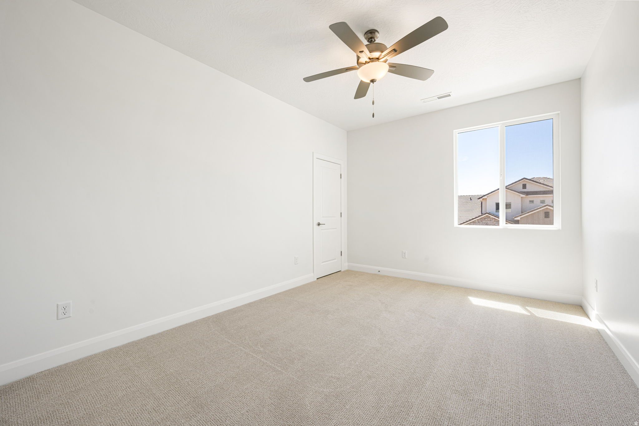 FRANKLIN FIELDS - Residential