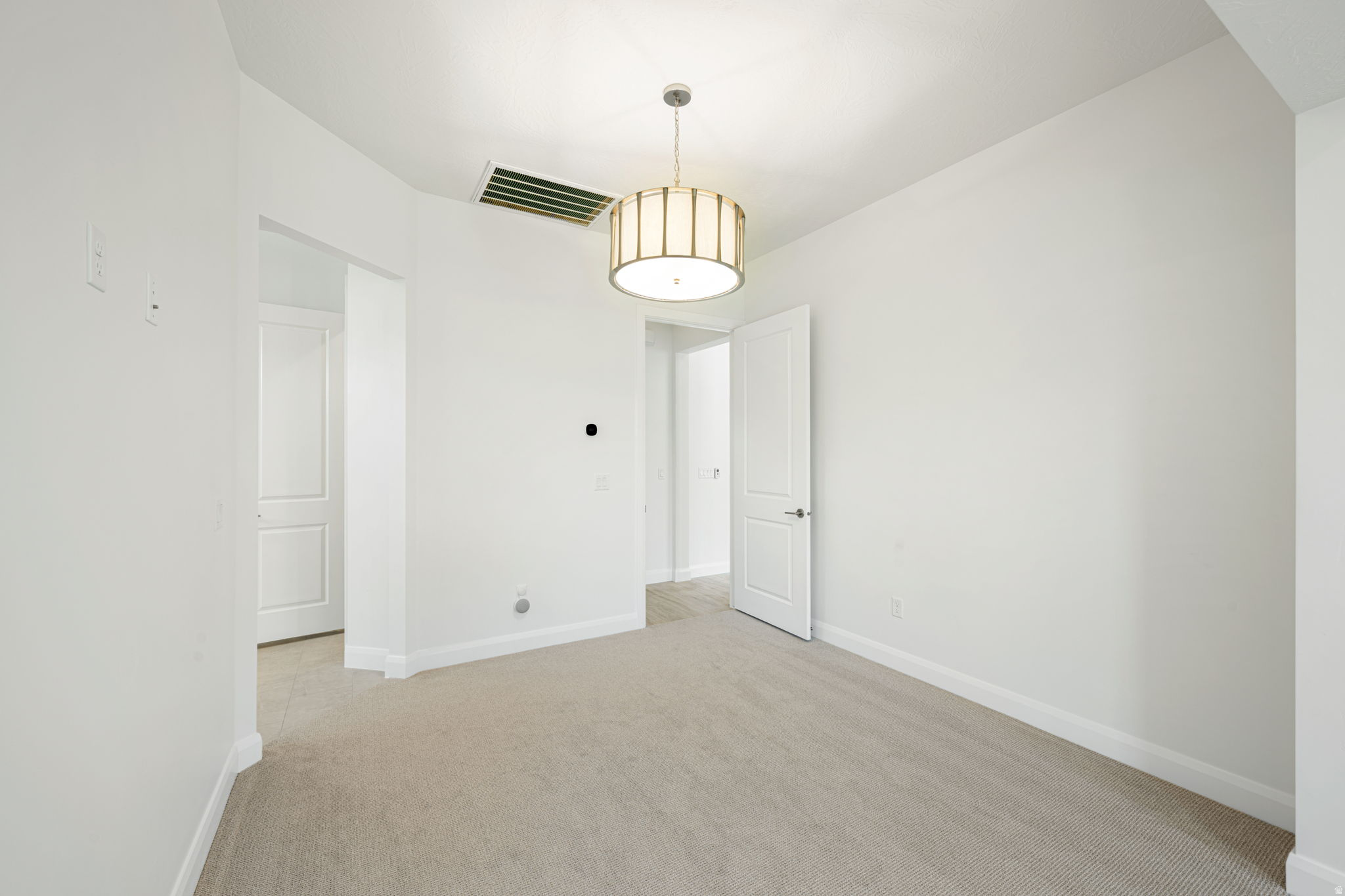 FRANKLIN FIELDS - Residential