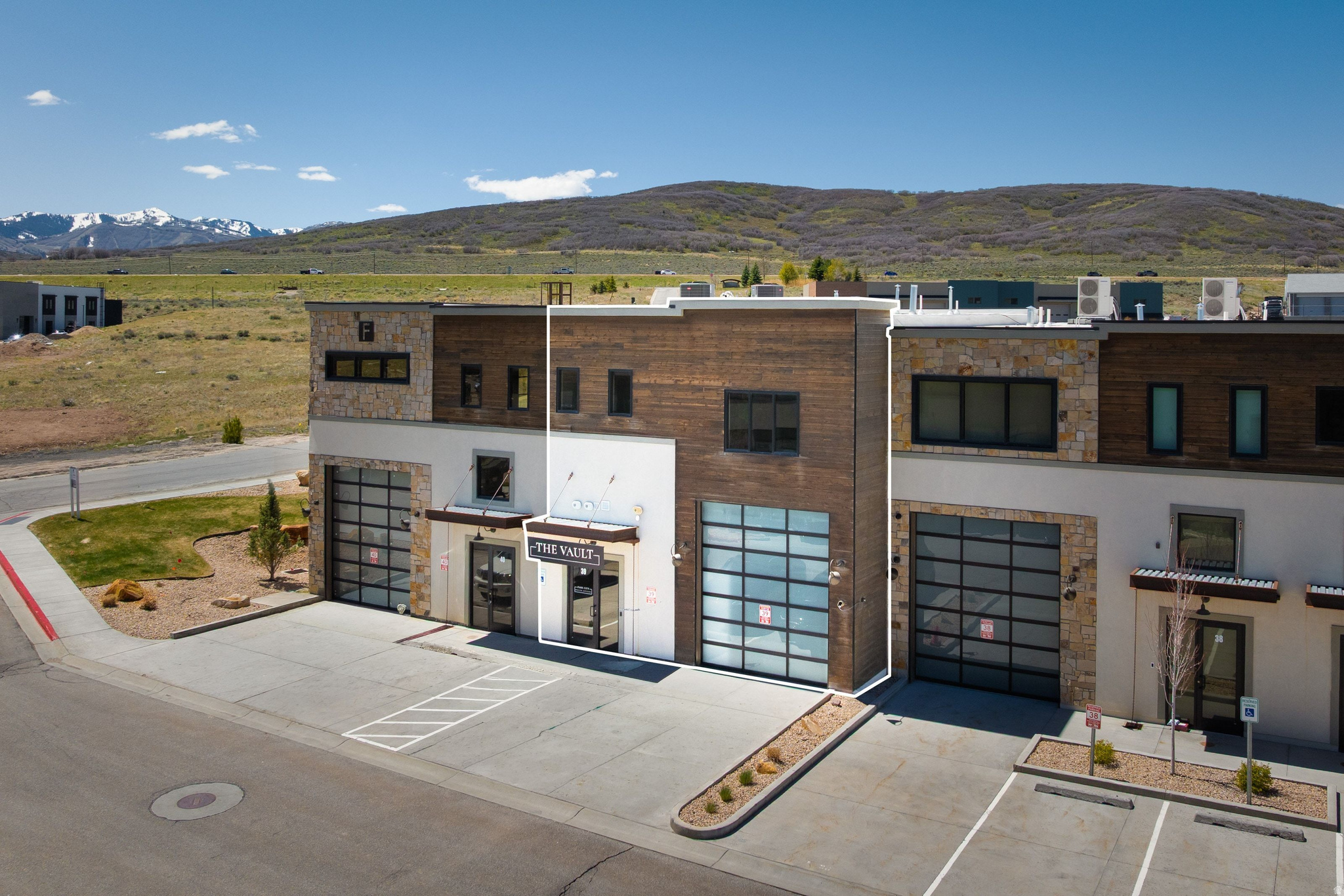PARK EAST II - Residential