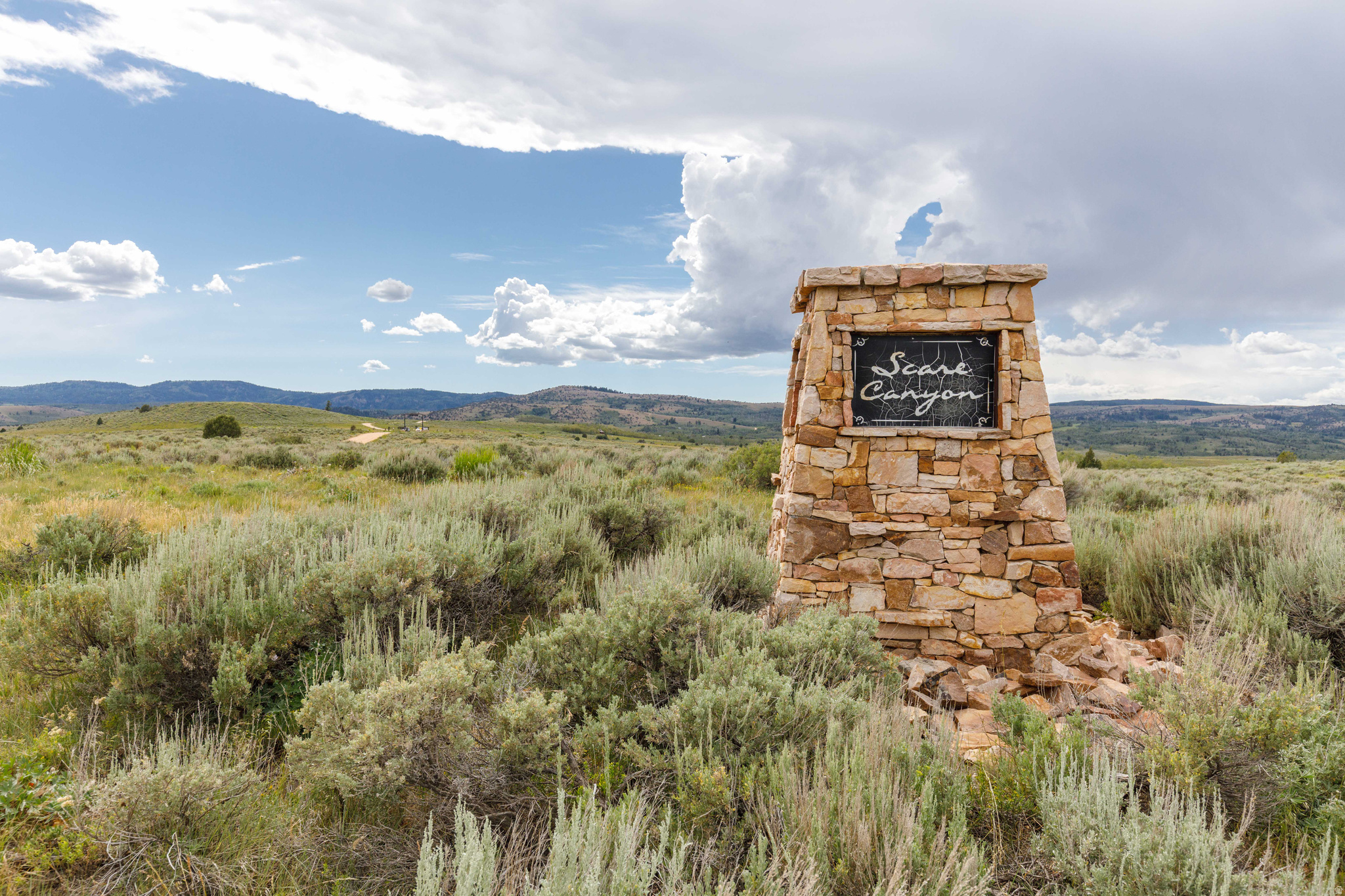 SCARE CANYON - Residential