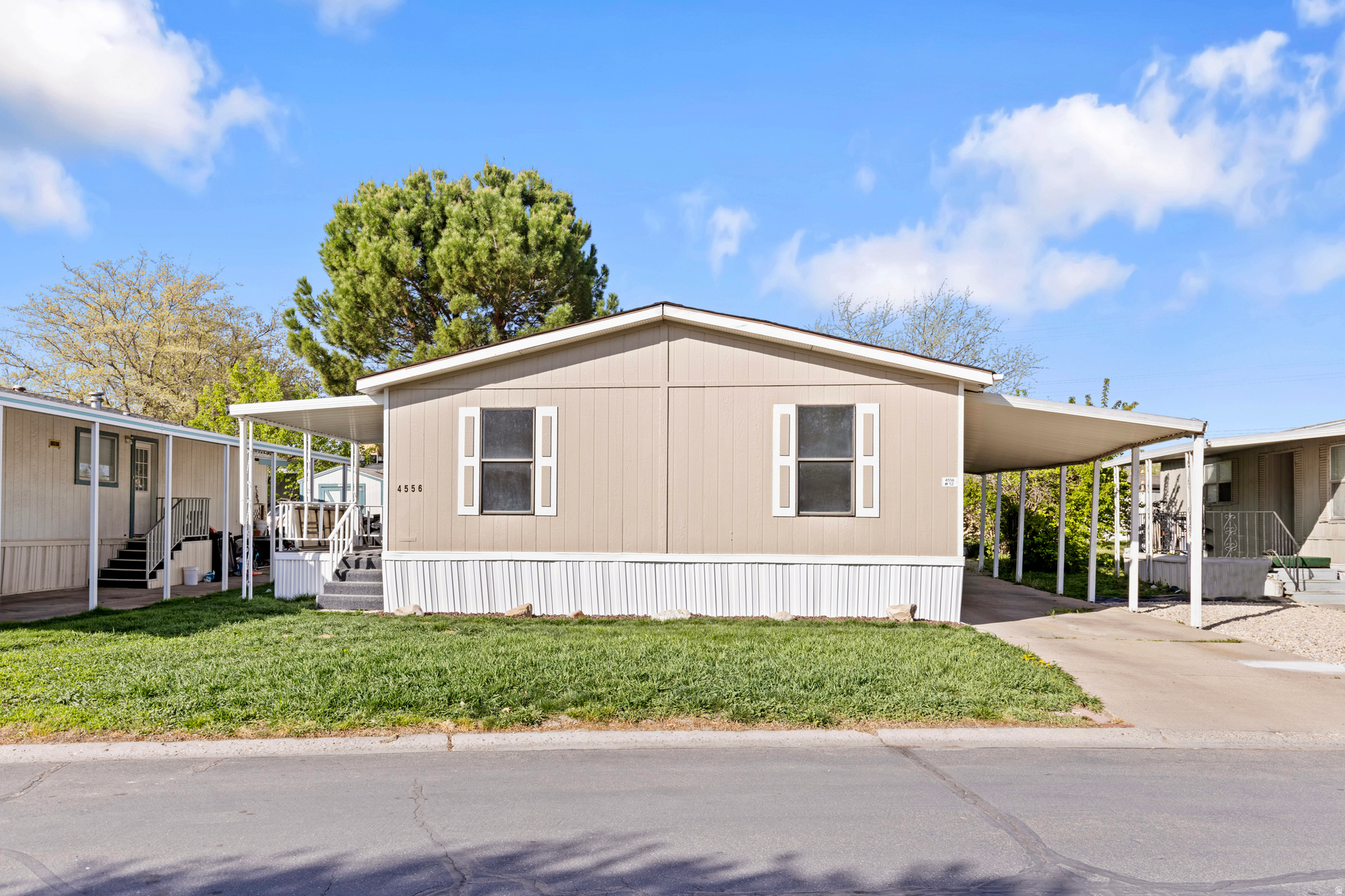 Beautifully remodeled home in Majestic Oaks featuring an open concept,  master suite, walkin closet, and newer A/C. Highend finishes throughout. Quiet community, minutes to the freeway. Affordable, spacious, and movein ready. (~1,100 sq. ft.)