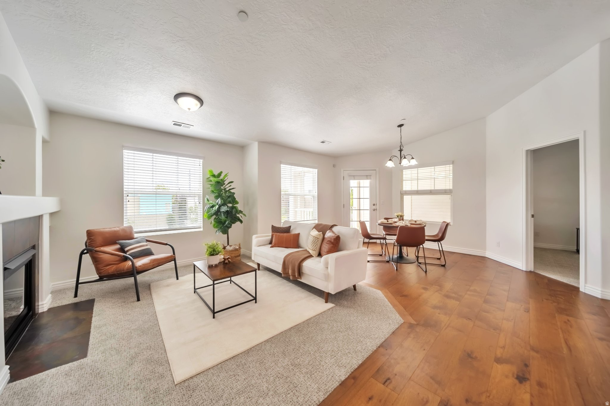 KENNECOTT - Residential