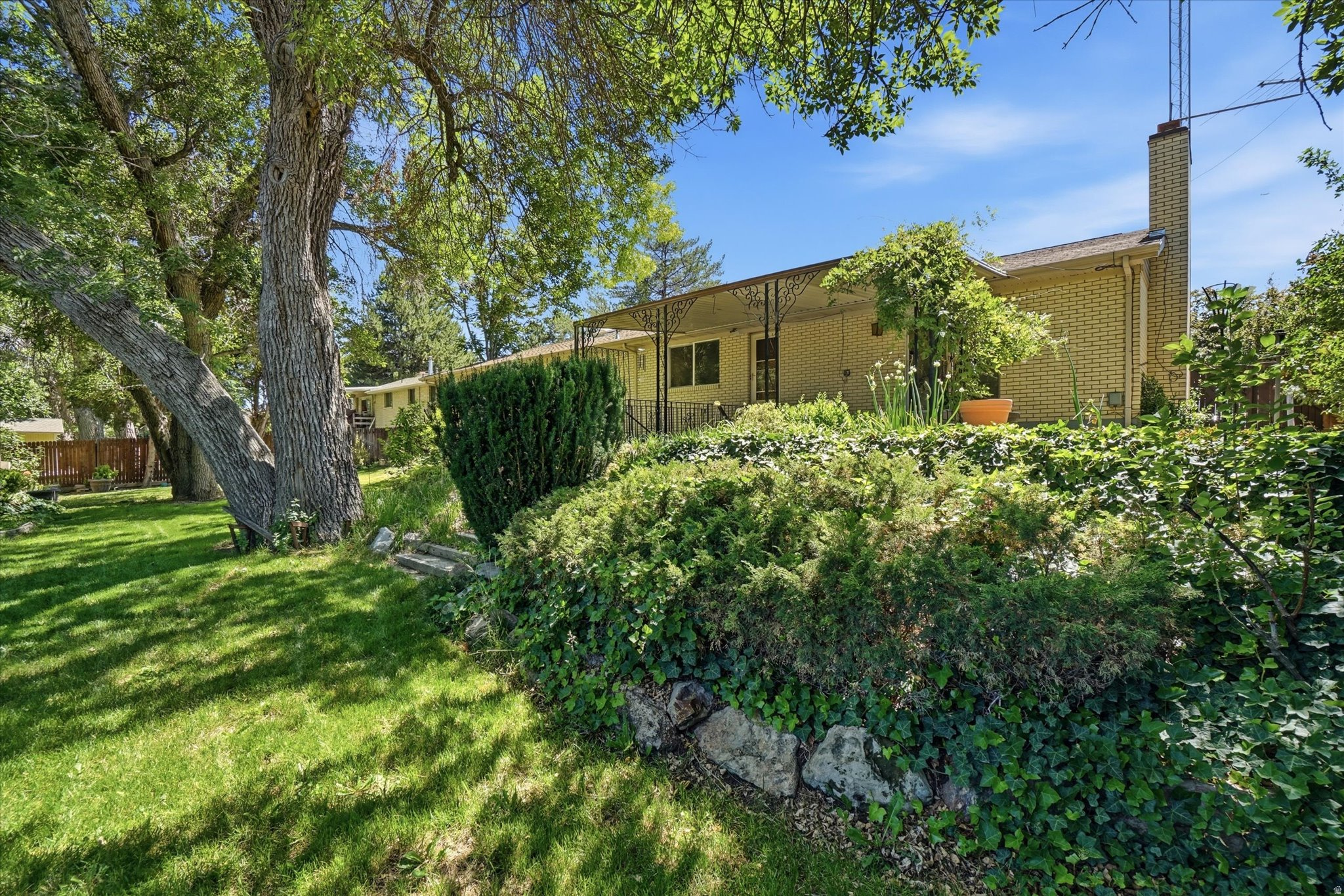 BLAKE HEIGHTS NO. 11 - Residential