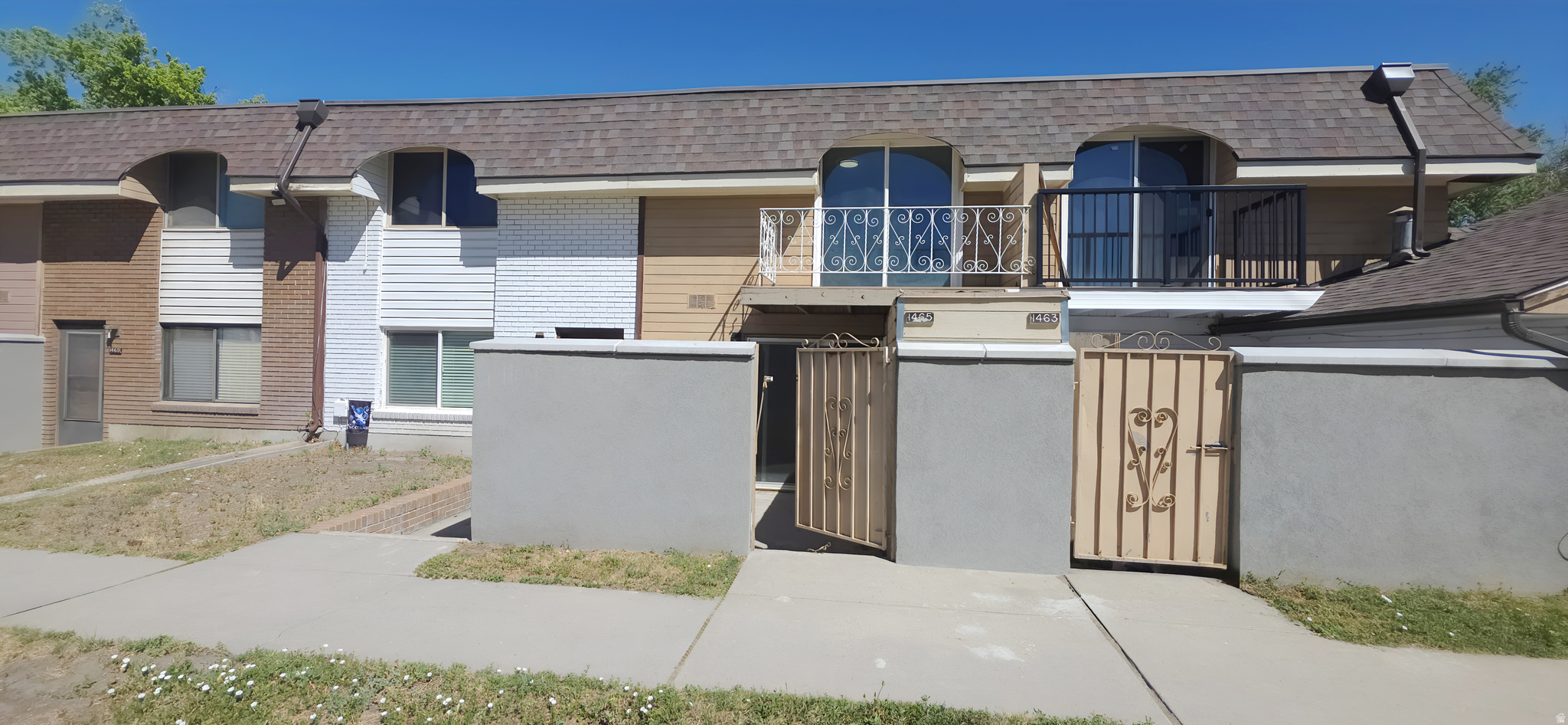 CASTLEBROOK - Residential