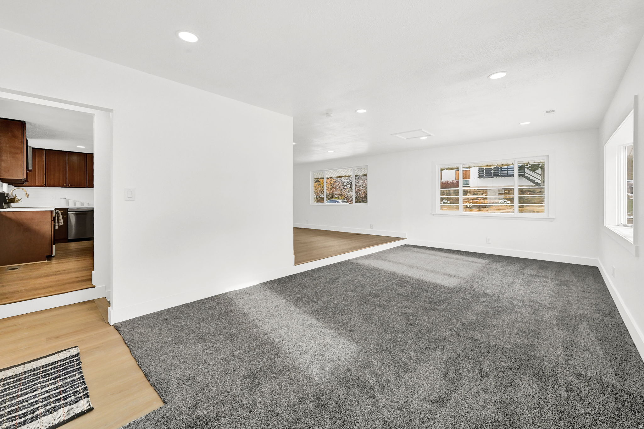 KING CLARION HILLS - Residential