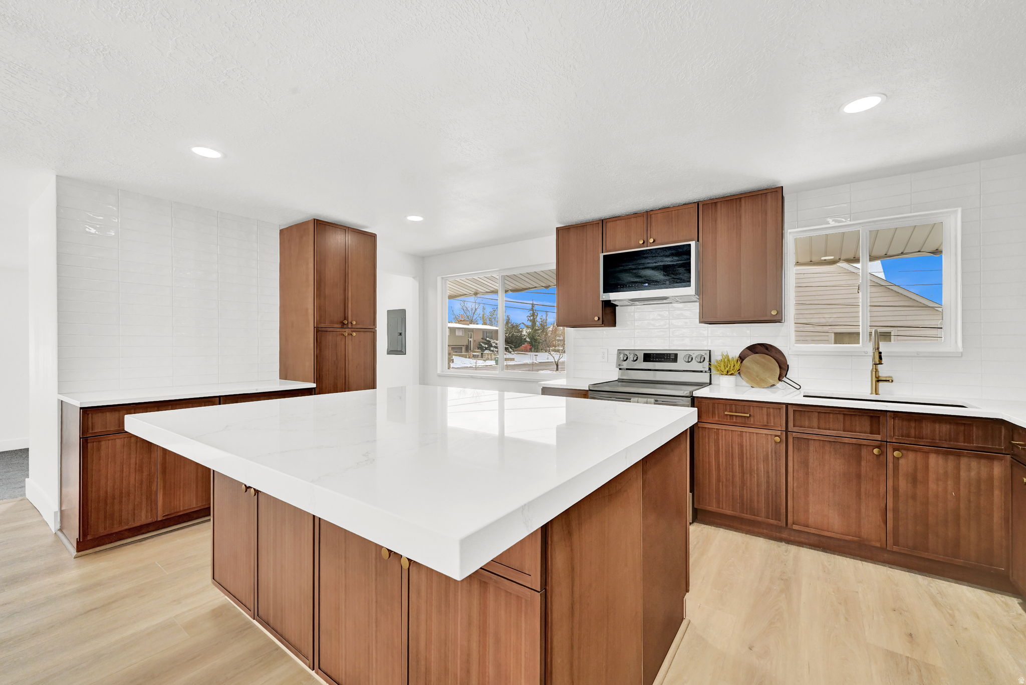 KING CLARION HILLS - Residential