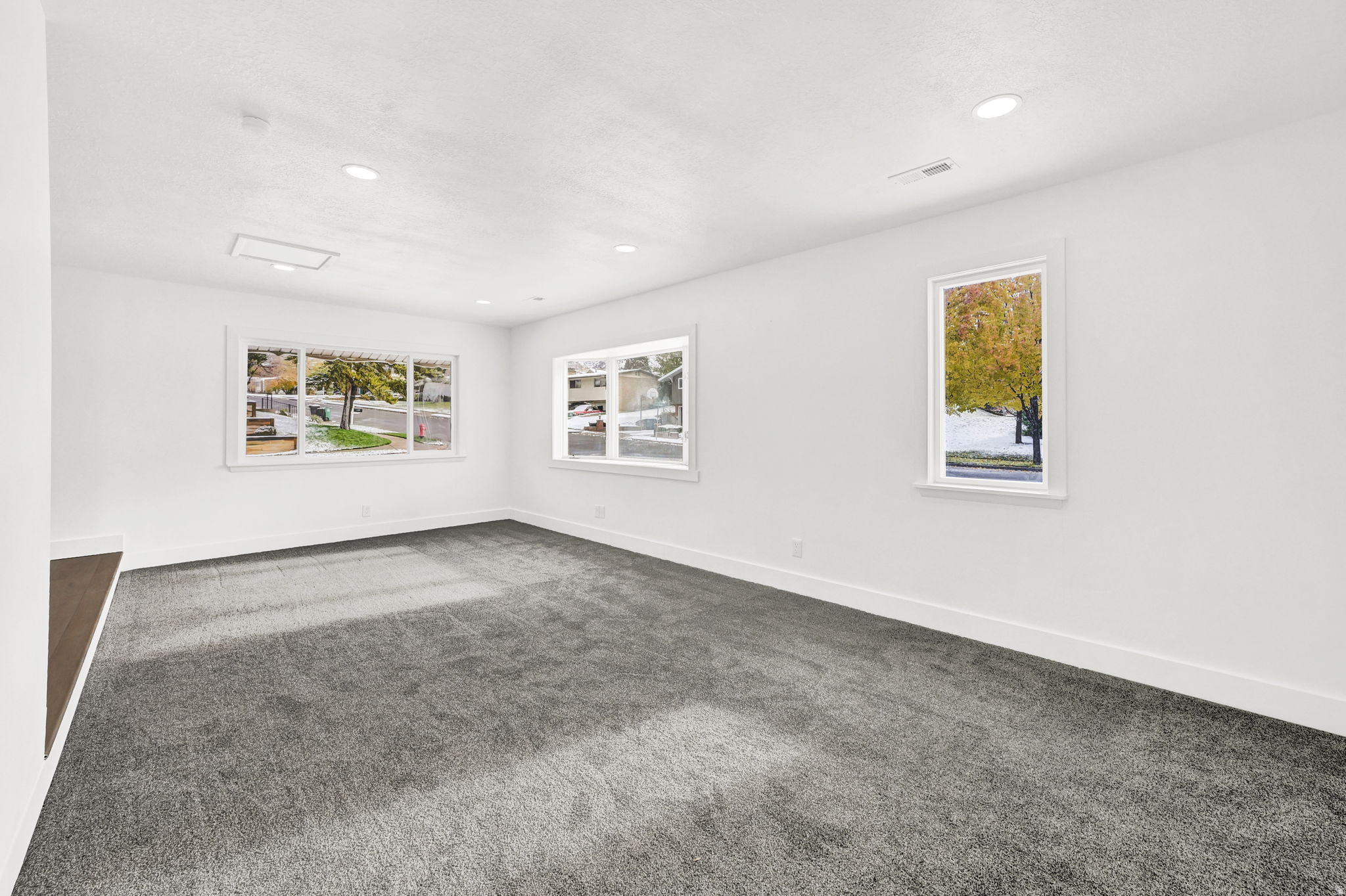 KING CLARION HILLS - Residential