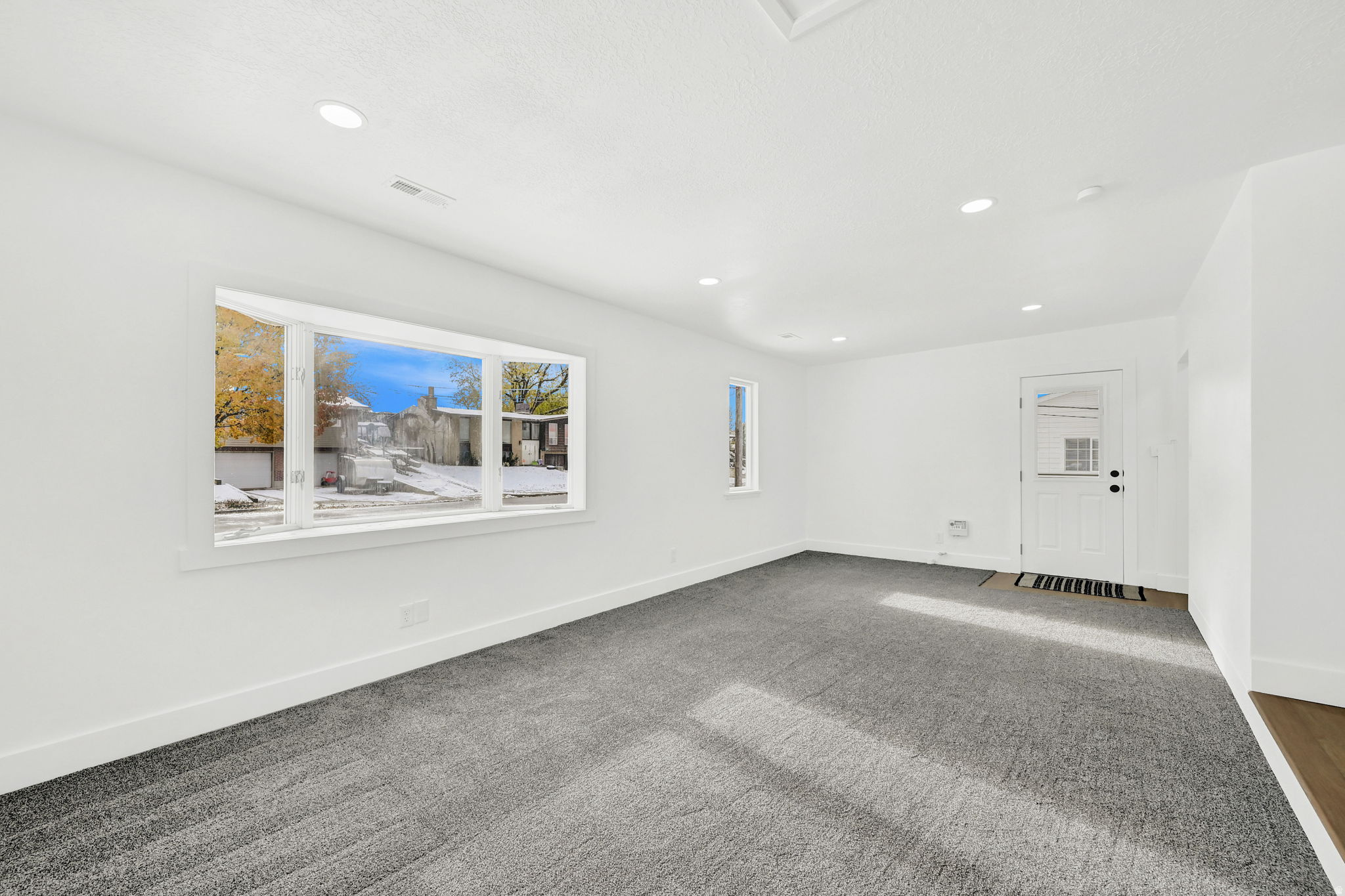 KING CLARION HILLS - Residential