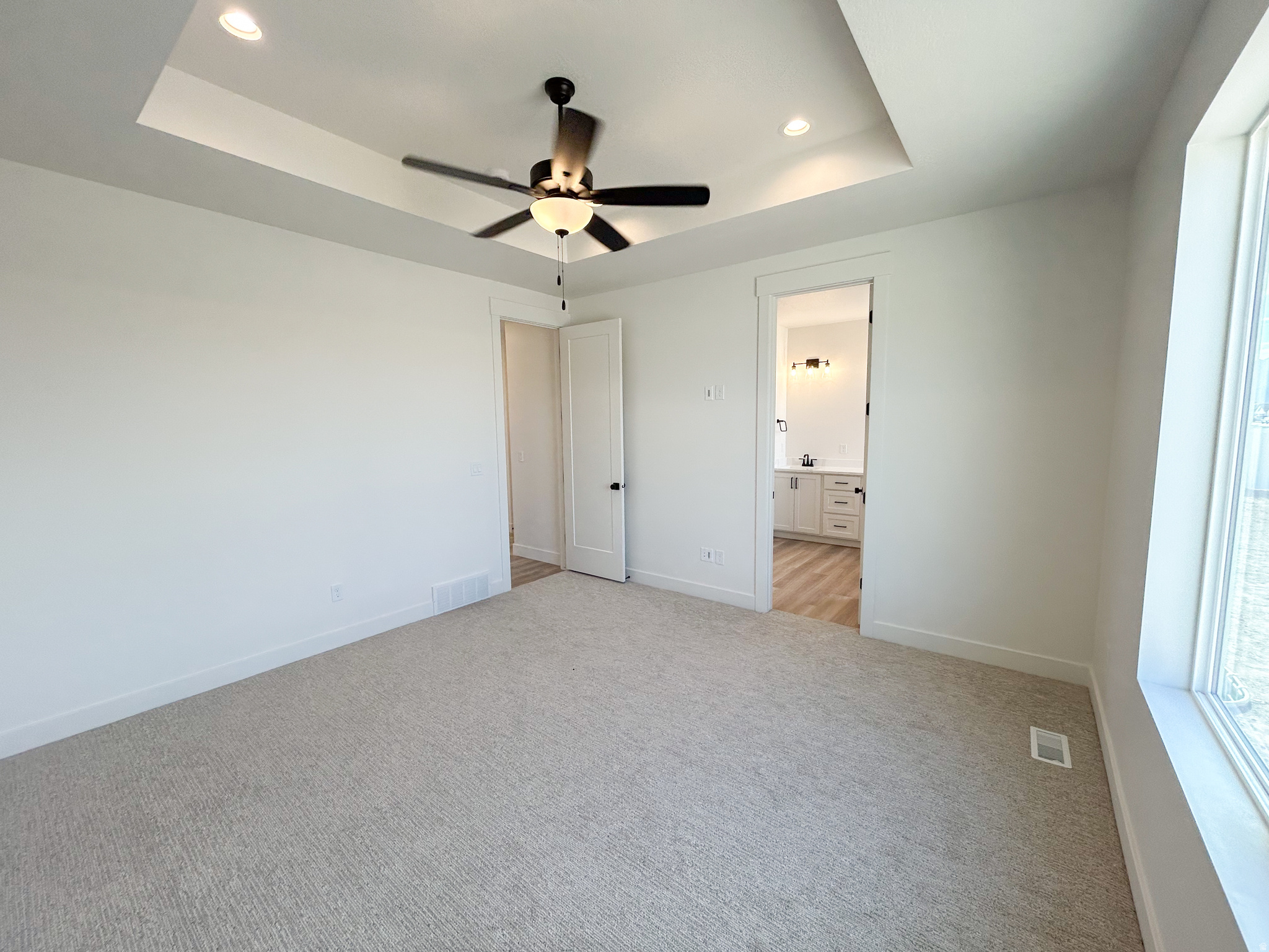 EAGLE POINT - Residential