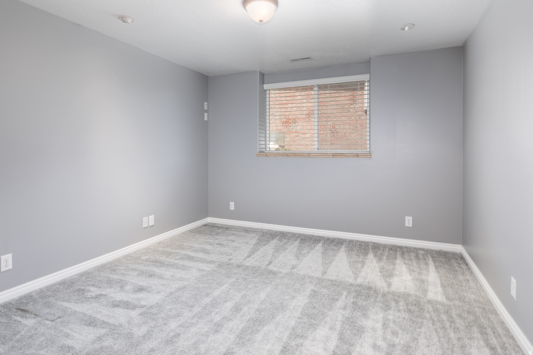 EAGLEWOOD - Residential
